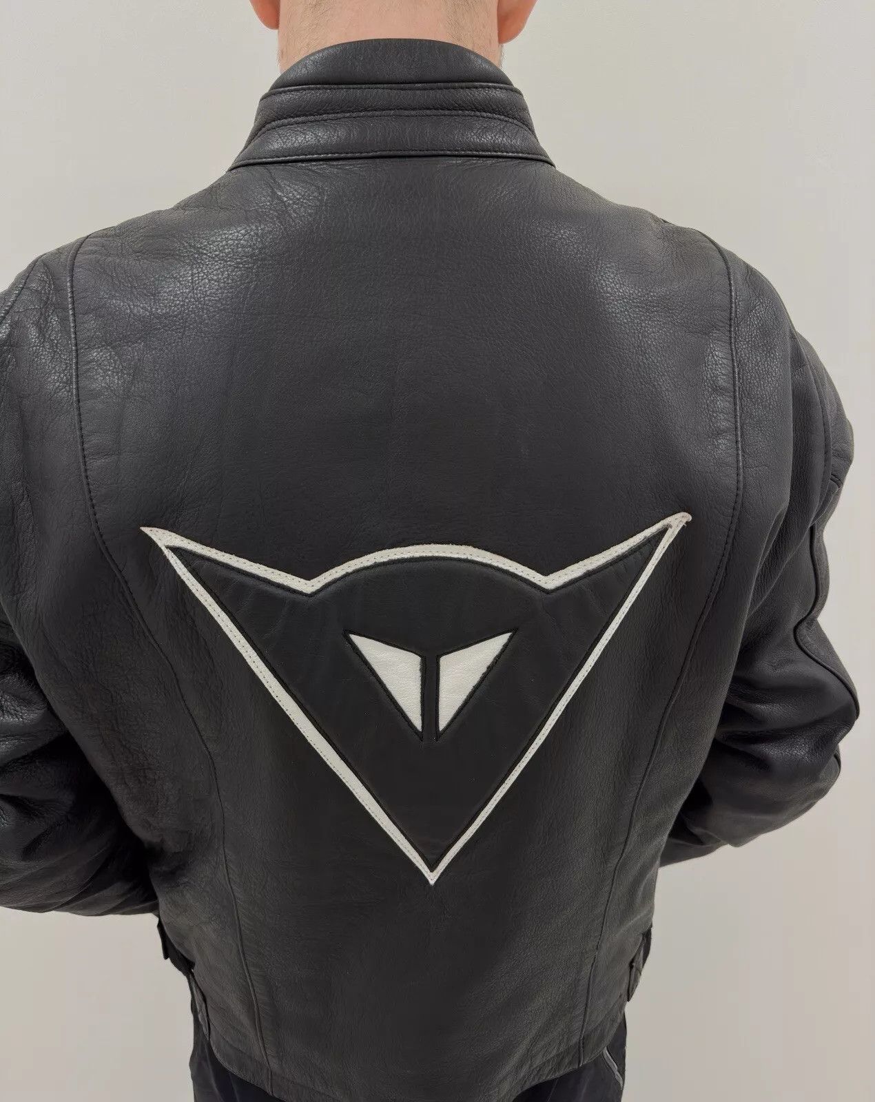 Dainese DAINESE MENS LEATHER MOTO JACKET MOTORCYCLE size 54 Size US L / EU 52-54 / 3 - 10 Thumbnail