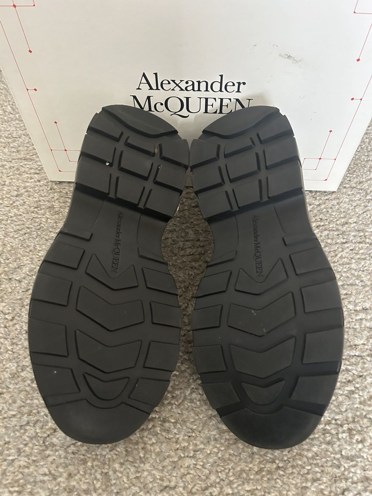 Alexander McQueen Alexander McQueen Tread ‘Graffiti Logo Size US 9.5 / EU 42-43 - 6 Thumbnail