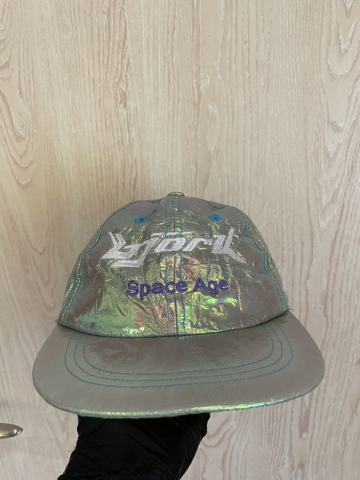 Hook-Ups VERY RARE Bjork Space Age Chameleon vintage cap hat Size ONE SIZE - 1 Thumbnail