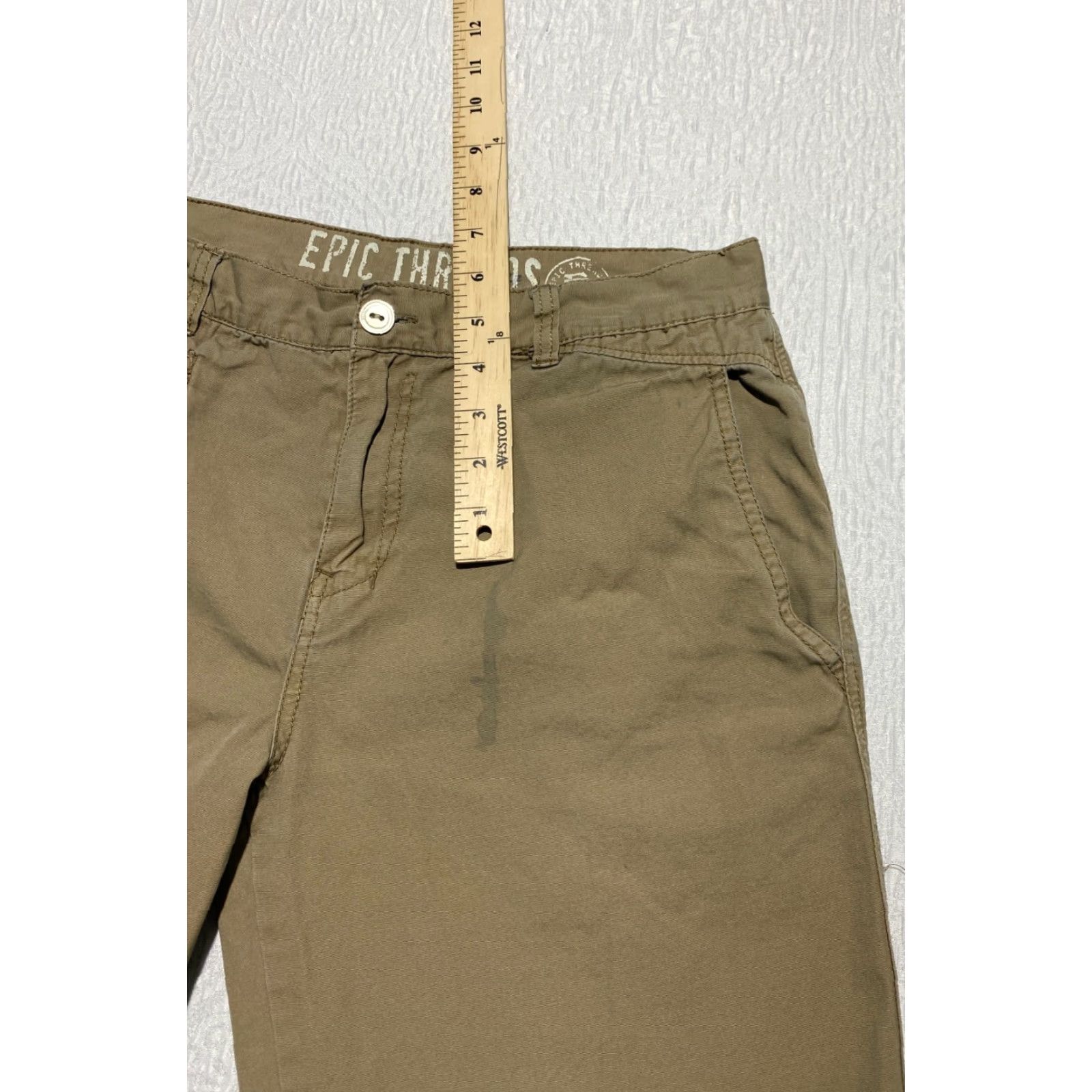 Epic Threads Epic Threads Chino Shorts Men Beige Size 30 Casual Size US 32 / EU 48 - 2 Thumbnail