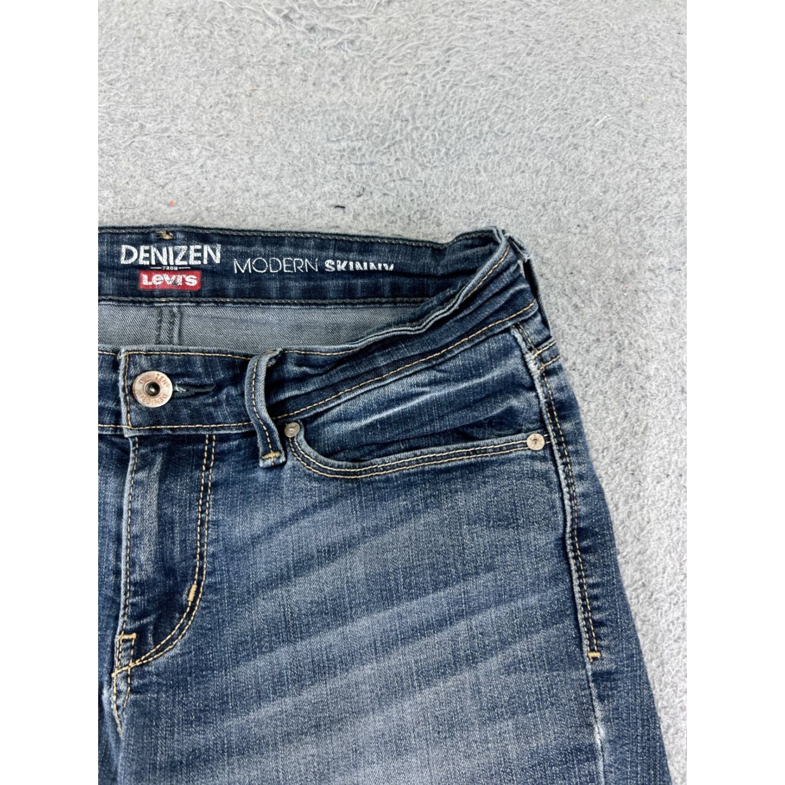 Levi's Levi's Shorts Women 4 Blue Denim Cut-Off Low Rise 26x6 Cotton Blend Size 27" / US 4 / IT 40 - 5 Thumbnail