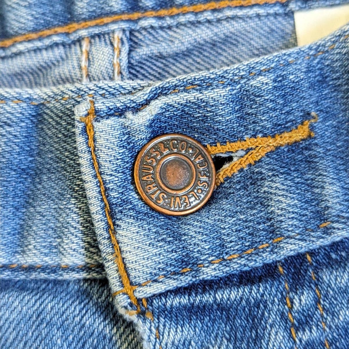 Levi's × Levi's Vintage Clothing × Vintage Vintage Levis 977 Jeans 90s Relaxed Fit Light Wash Denim Size US 40 / EU 56 - 6 Thumbnail