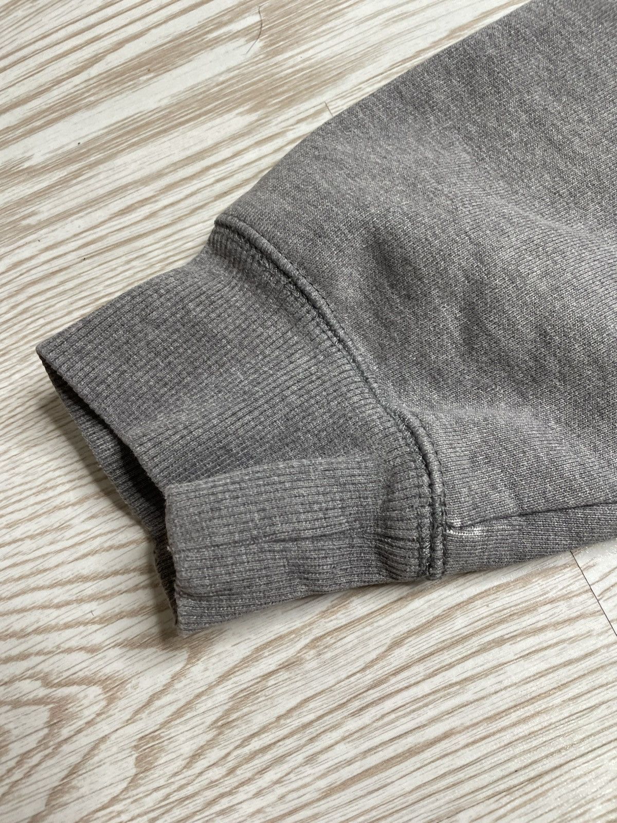 Carhartt Wip Y2K Carhartt WIP Sweatshirt Grey size M Size US M / EU 48-50 / 2 - 9 Thumbnail