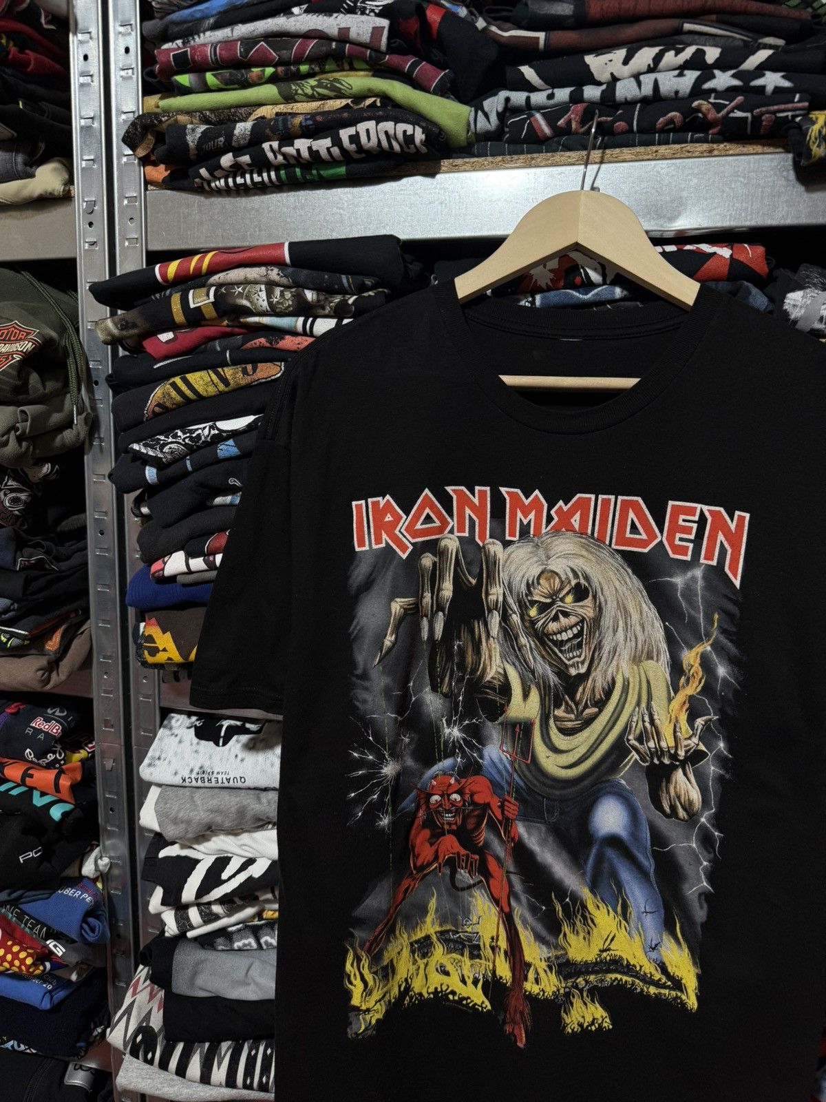 Band Tees Iron Maiden Legacy of the Beast 2019 World Tour Rock T-Shirt Size US XL / EU 56 / 4 - 3 Thumbnail