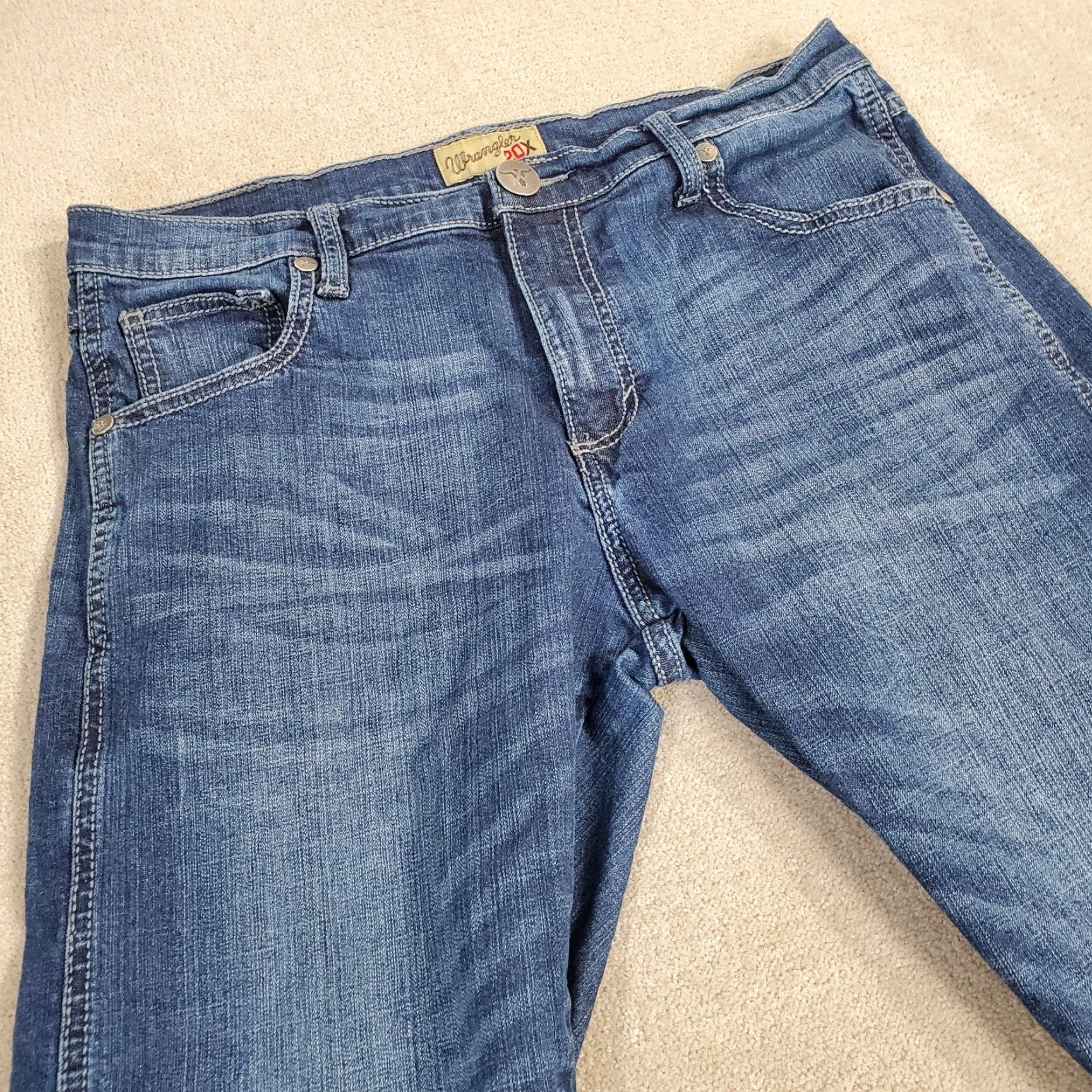 Wrangler Wrangler Jeans Mens 32x30 Blue Vintage Boot Cut Dark Wash 42MWXBT Regular Inseam 30 Denim Cotton Logo Pockets Cowboy Southwestern Casual Size US 32 / EU 48 - 2 Thumbnail