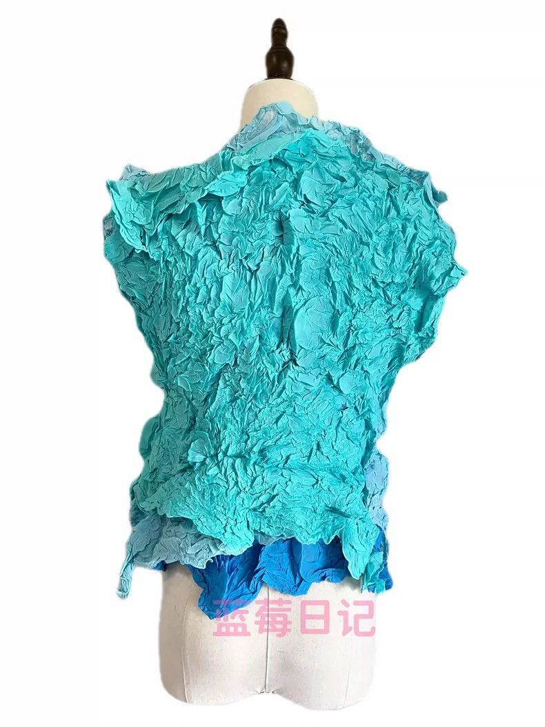 Issey Miyake Issey Miyake A three-layer petal-shaped pleated top with a Size S / US 4 / IT 40 - 3 Thumbnail