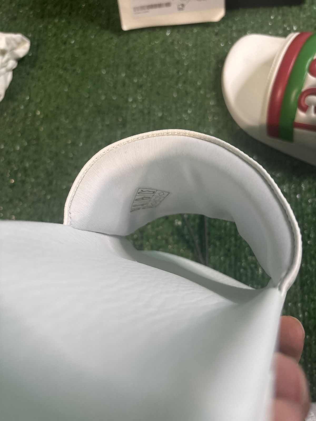 Gucci Gucci Original Rubber Slides Size US 7 / EU 40 - 5 Thumbnail