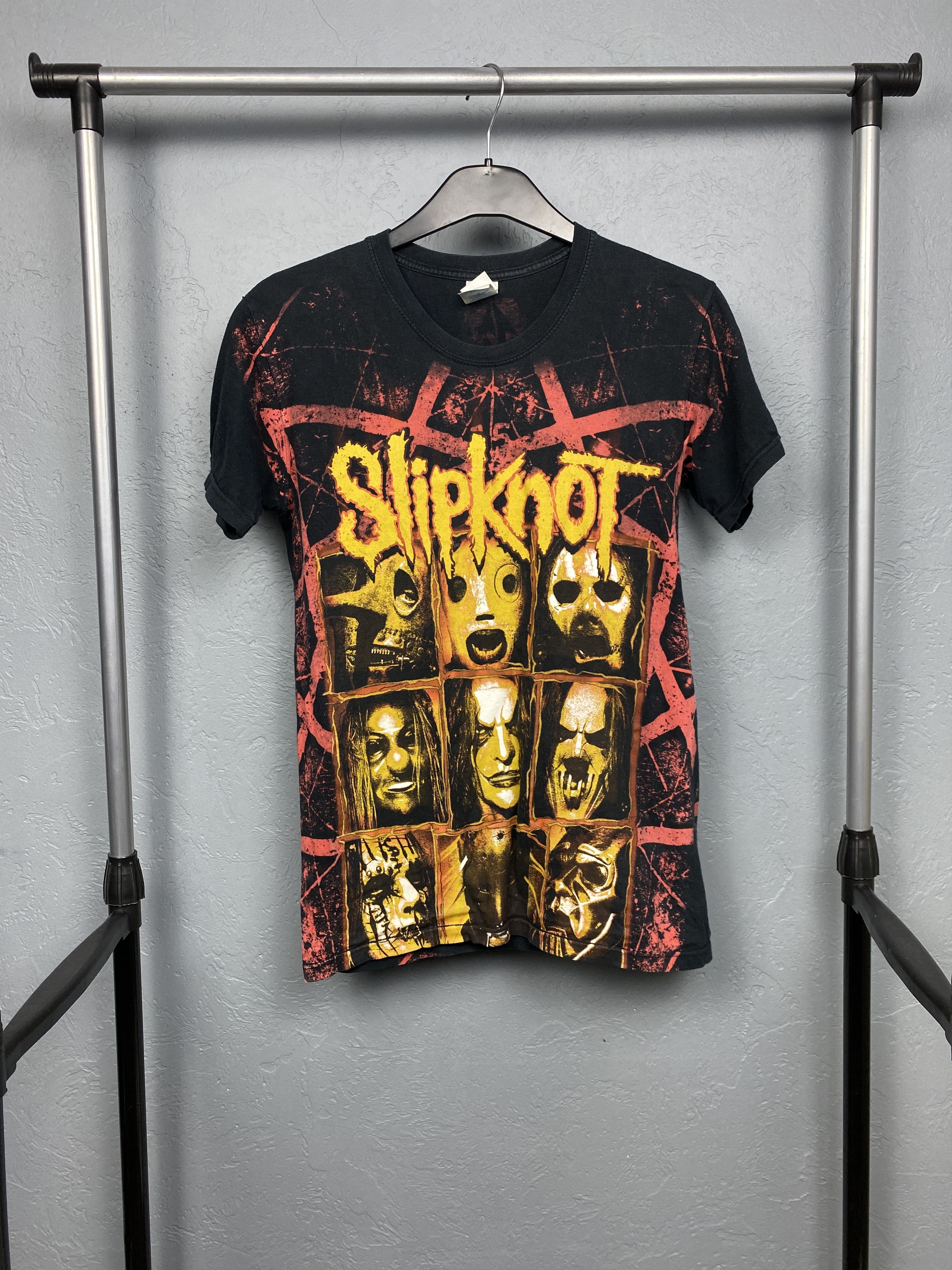 Band Tees Slipknot Vintage Mens Rock Band T-Shirt Size US S / EU 44-46 / 1 - 1 Thumbnail