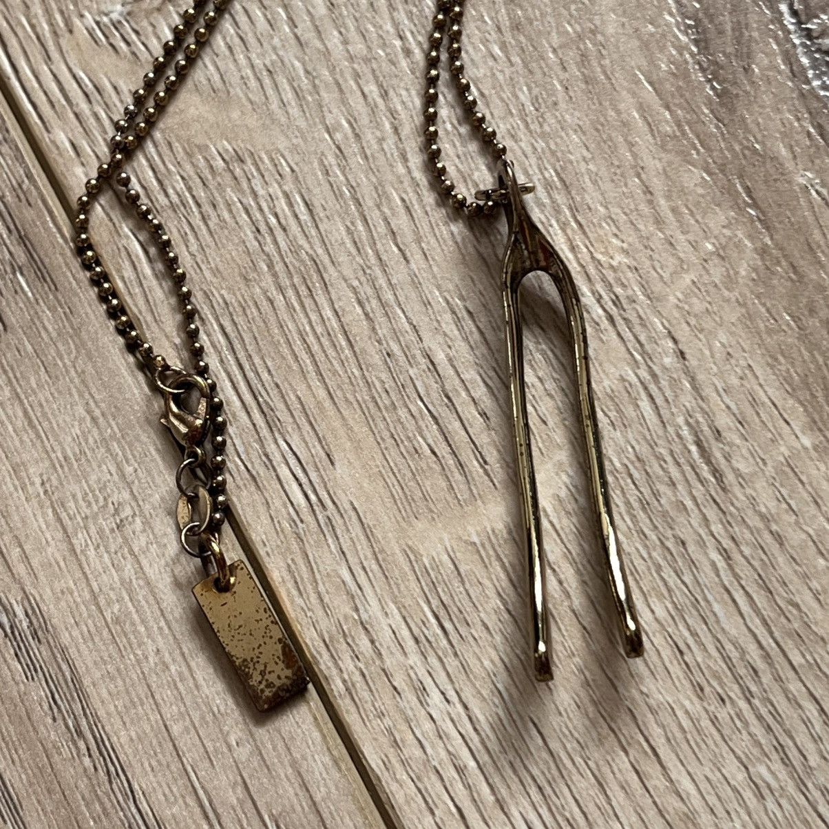Marc Jacobs Marc Jacobs Mainline Vintage Archive Wishbone Necklace Size ONE SIZE - 4 Thumbnail