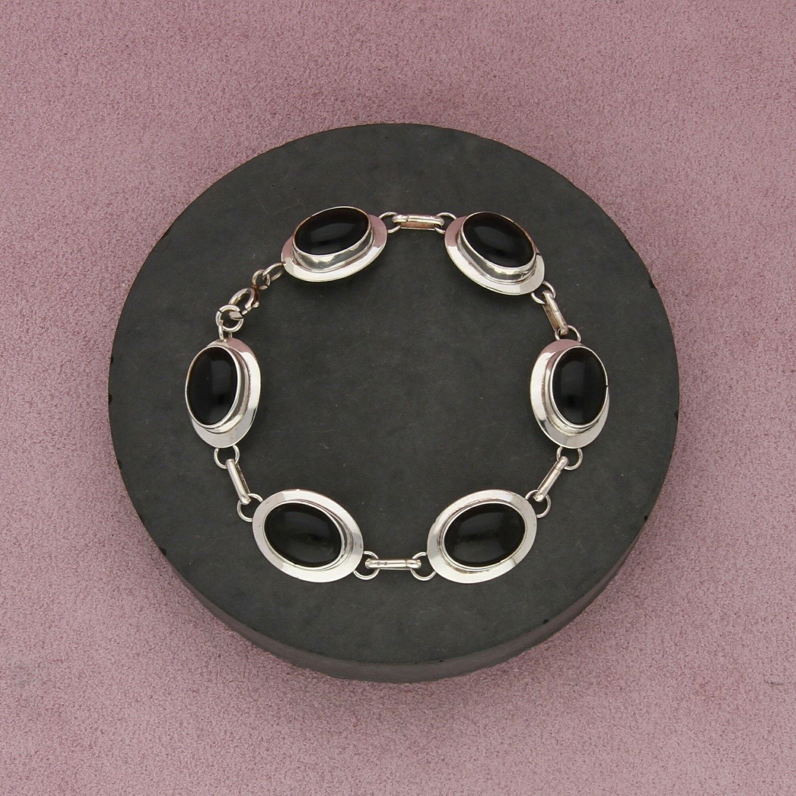 Native navajo sterling silver vintage onyx link bracelet 7.75in Size ONE SIZE - 1 Thumbnail