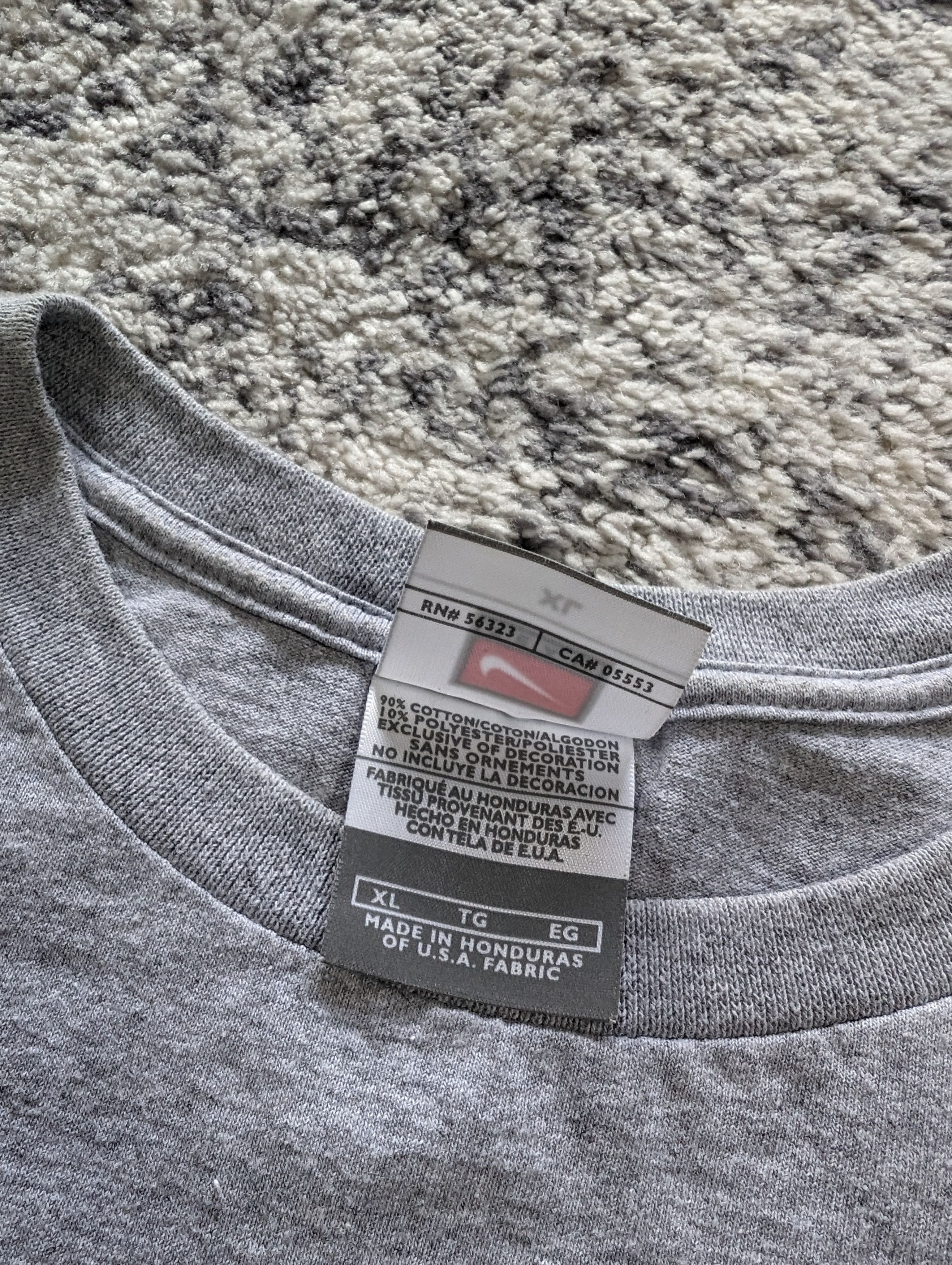 Nike × Vintage Harvard USA 90s Nike Team White Tag Central Swoosh t-shirt Size US XL / EU 56 / 4 - 4 Thumbnail