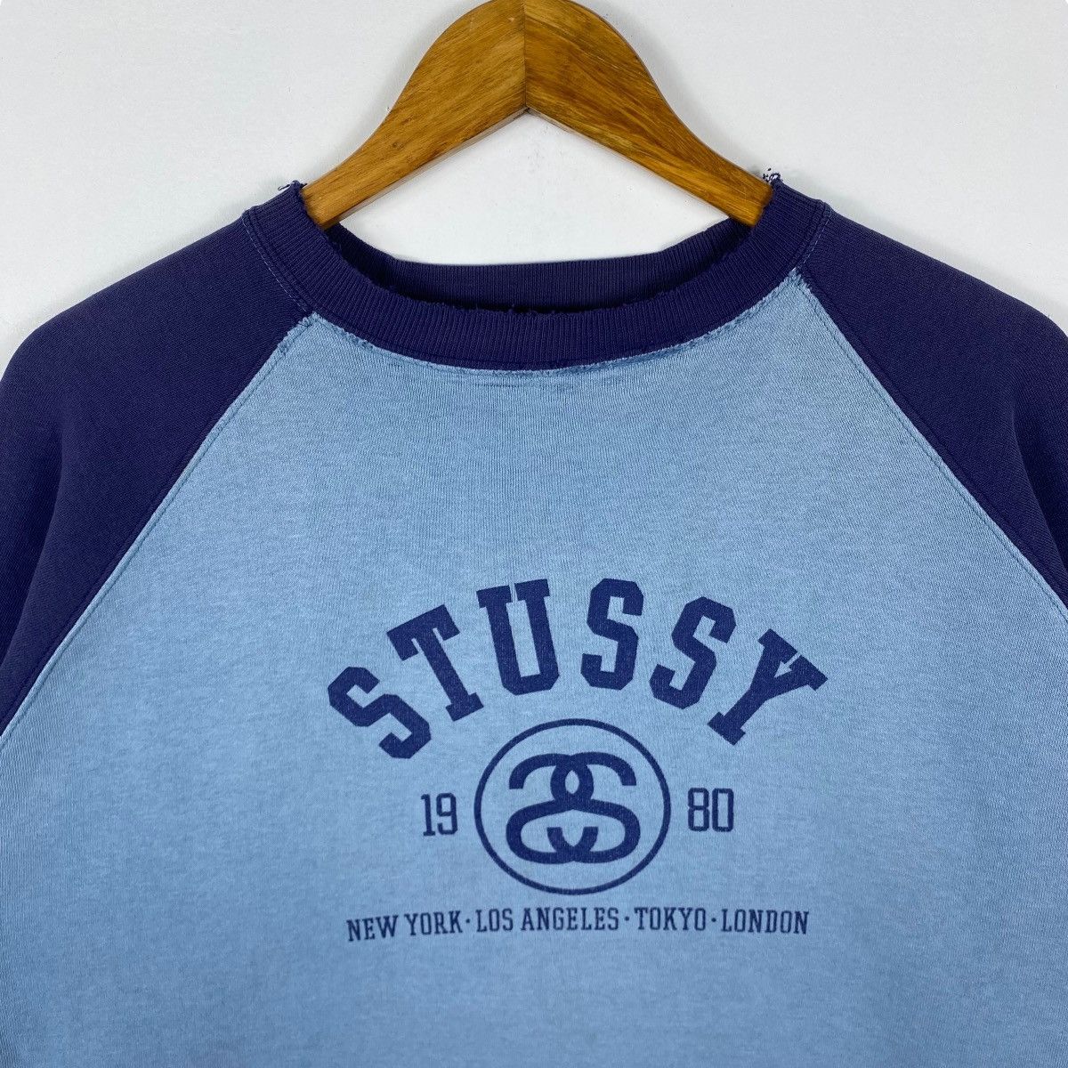 Stussy Vintage 90's STUSSY World Tour Distressed Crewneck Size US L / EU 52-54 / 3 - 2 Thumbnail
