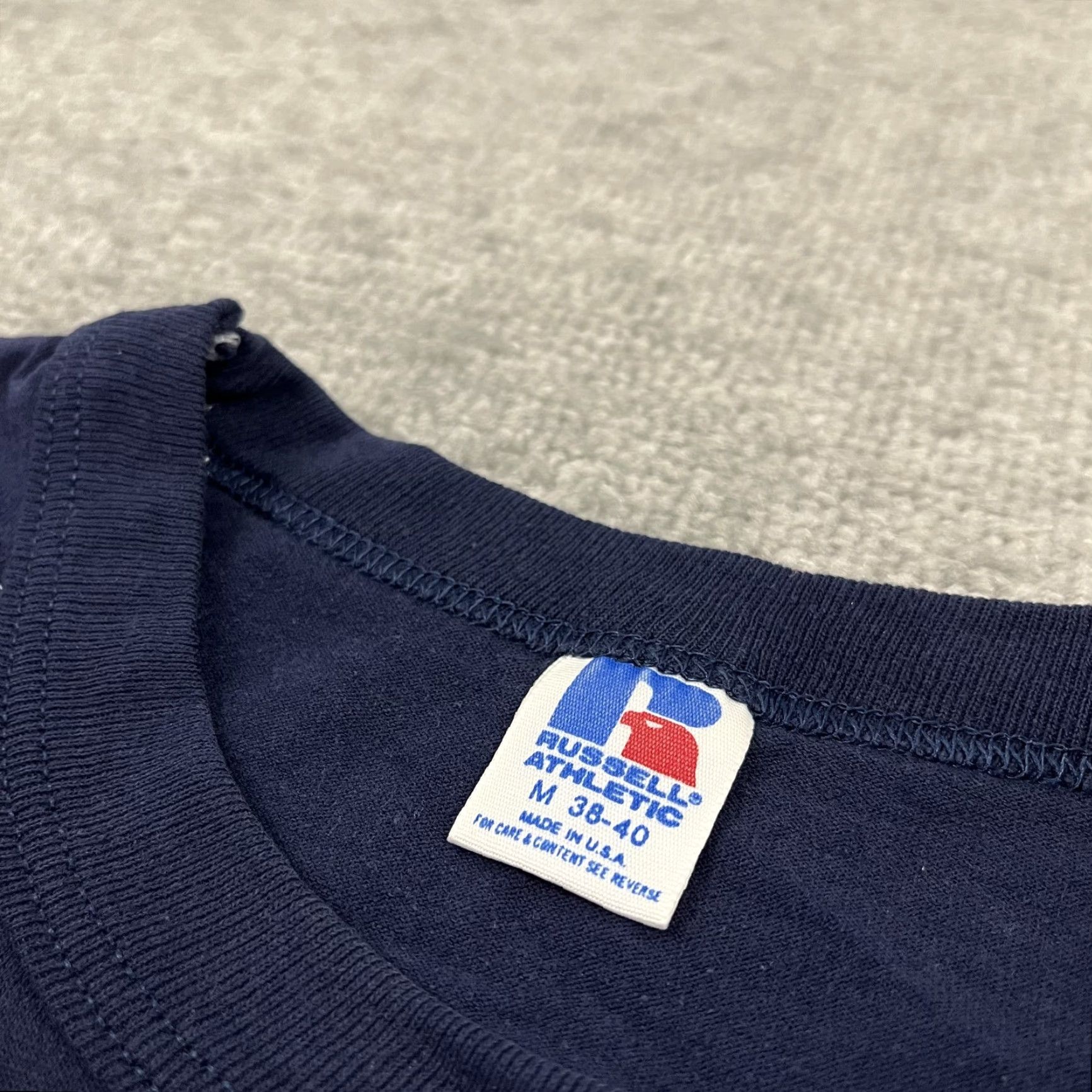 Russell Athletic VINTAGE Russell Athletic Graphic T-Shirt Men Medium Blue "A Team" 90s Made in USA Shirts Mens Size US M / EU 48-50 / 2 - 3 Thumbnail