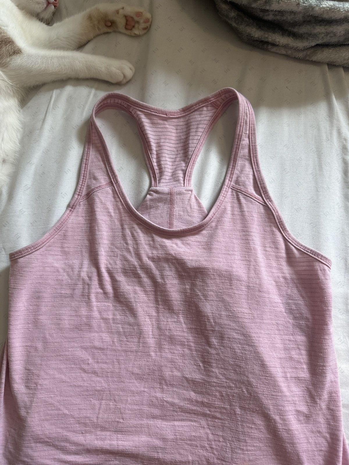 Lululemon Strawberry milkshake 🍓 tank Size S / US 4 / IT 40 - 1 Thumbnail