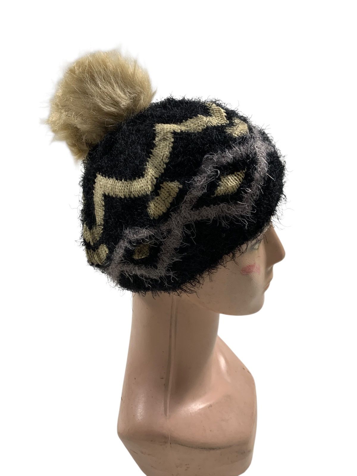 Kapital Crochet knitted hairy beanie hats rare Size ONE SIZE - 3 Thumbnail
