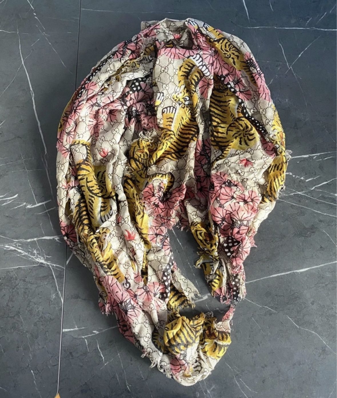 Gucci Gucci Silk Scarf Size ONE SIZE - 2 Thumbnail