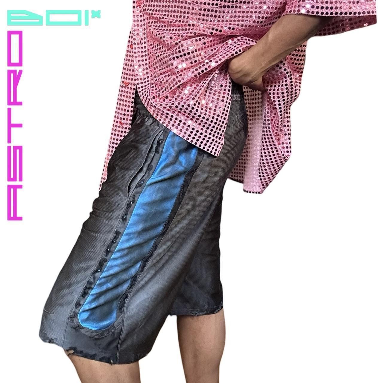 Nike Nike Black/Blue Distressed Basketball Shorts - large Size US 30 / EU 46 - 1 Thumbnail