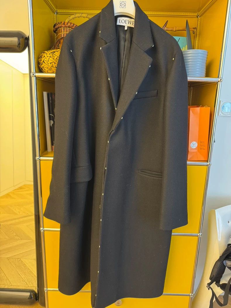 Loewe Loewe size L Black wool coat for boys in autumn and winter Size US M / EU 48-50 / 2 - 2 Thumbnail