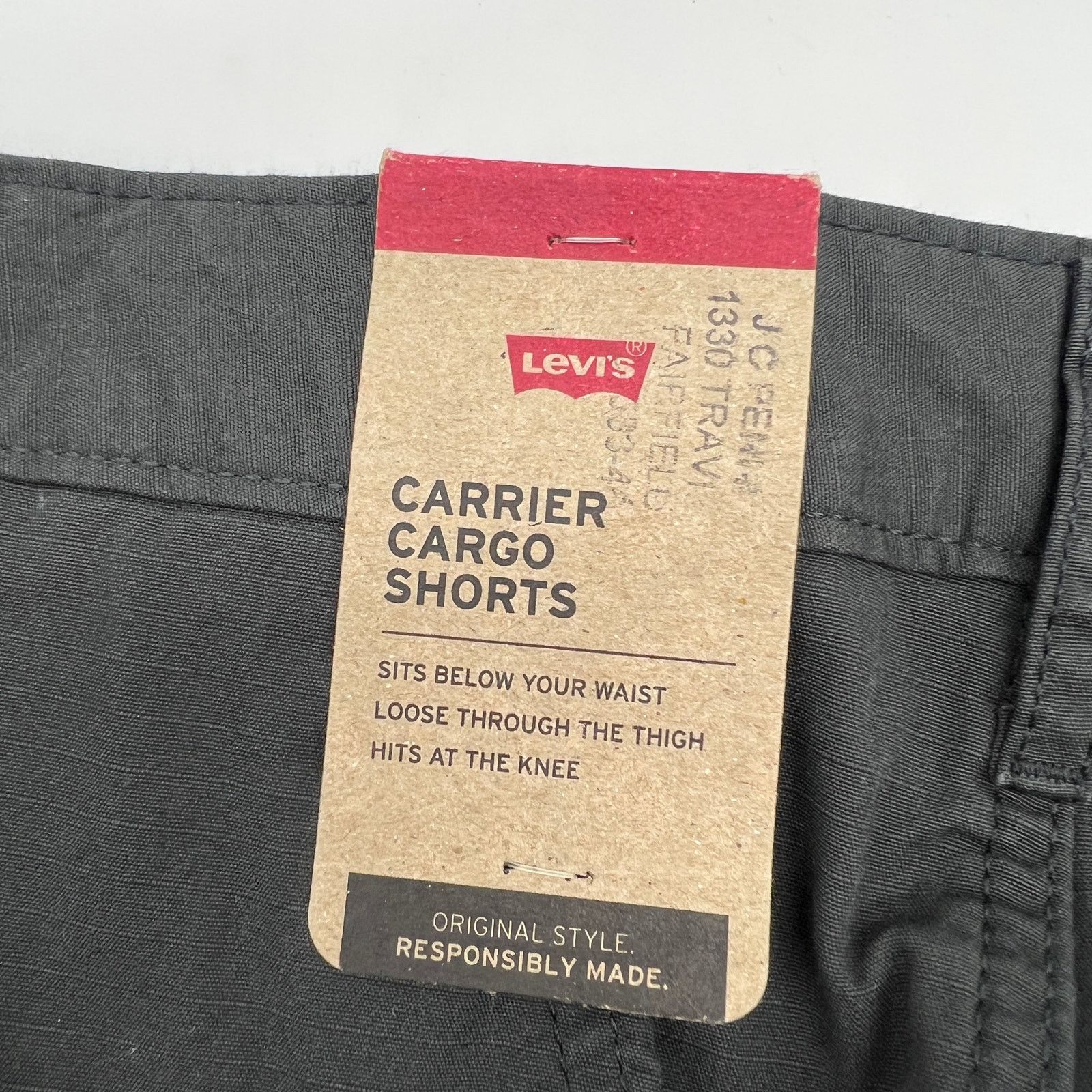 Levi's Levi's Men's Carrier Cargo Shorts Black Color Size 52 Size US 36 / EU 52 - 1 Thumbnail