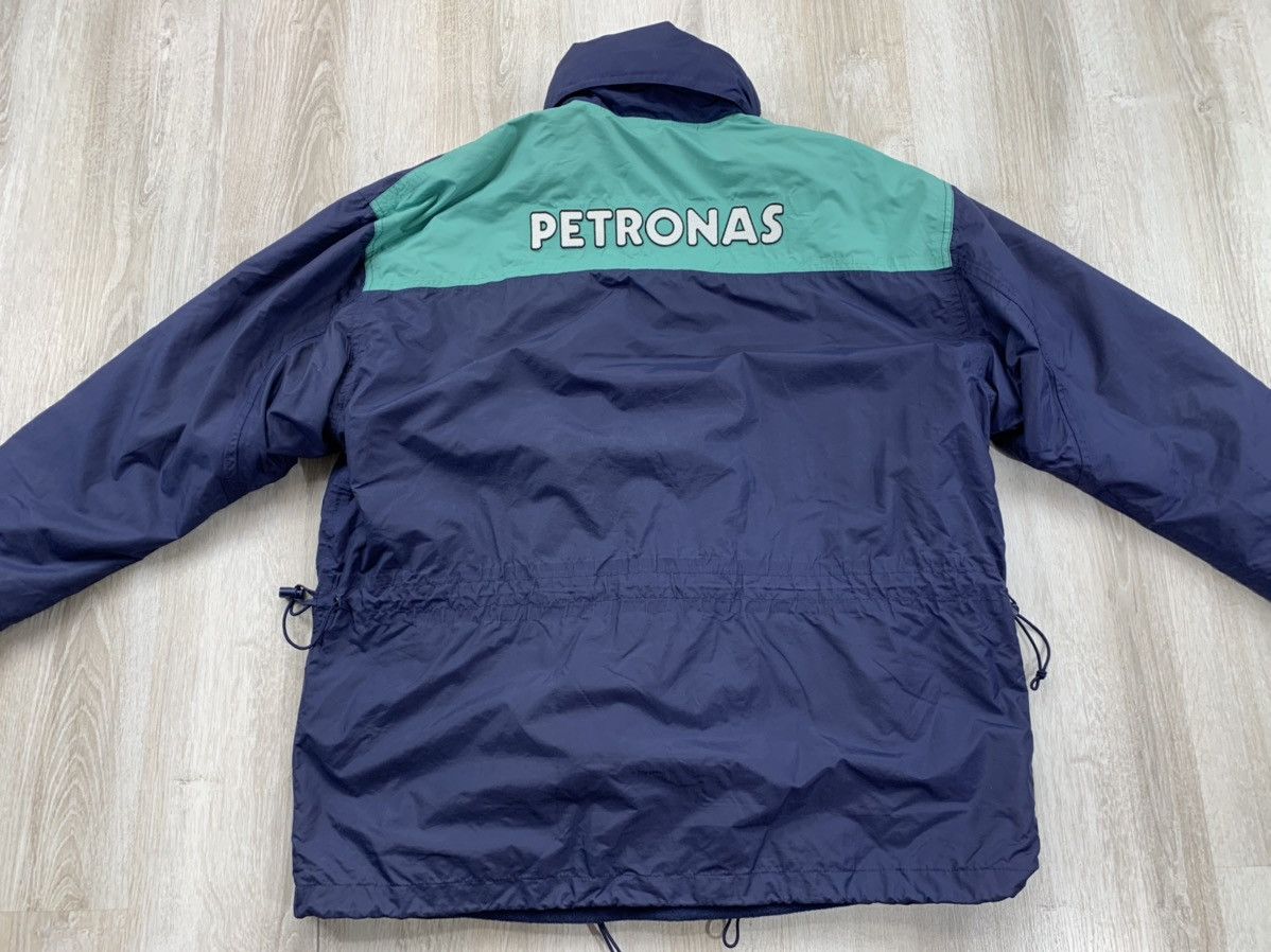 Red Bull Mens vintage jacket Sauber Petronas Red Bull Size L Size US L / EU 52-54 / 3 - 15 Thumbnail