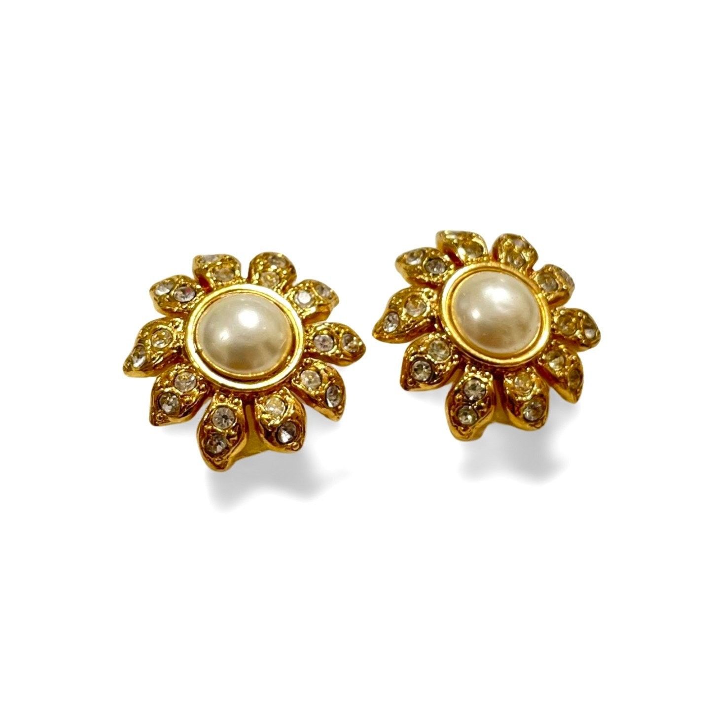 Chanel Vintage CHANEL golden sunflower design earrings with crystal Size ONE SIZE - 2 Thumbnail