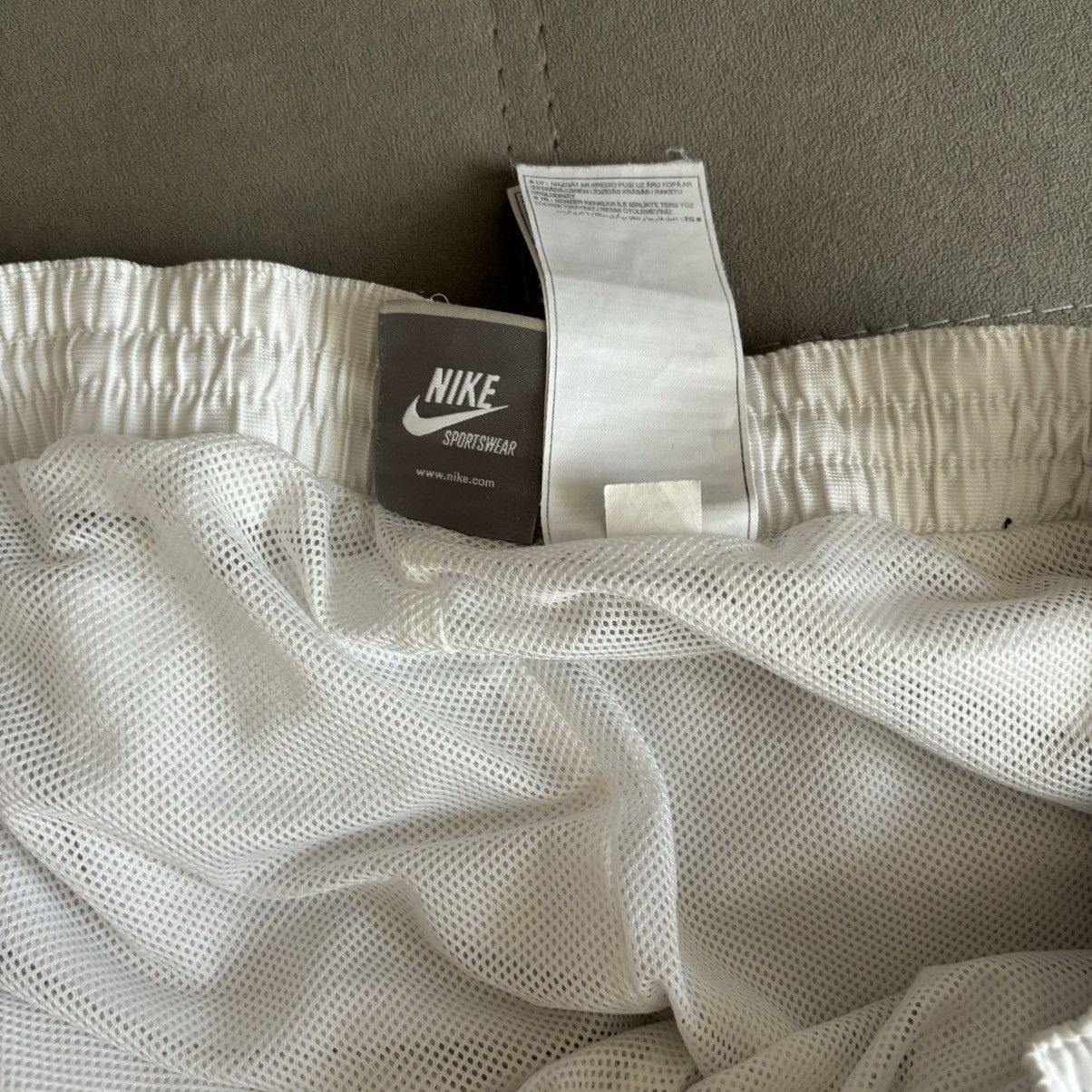 Nike × Vintage Vintage Nike Airmax Nylon Baggy Pants Size US 36 / EU 52 - 5 Thumbnail