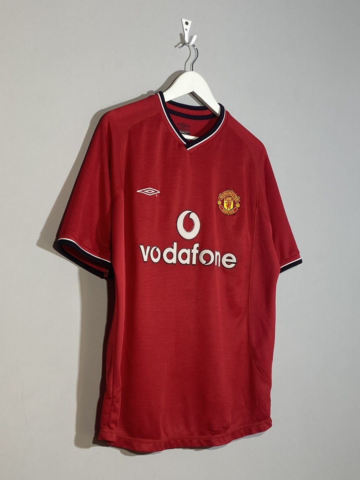 Umbro Vintage Umbro Manchester United Vodafone Retro Shirt Size US M / EU 48-50 / 2 - 3 Thumbnail