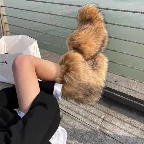 Japanese Brand Winter Fluffy Faux Fur Plush Boots Footwear Size US 6.5 / IT 36.5 - 2 Thumbnail