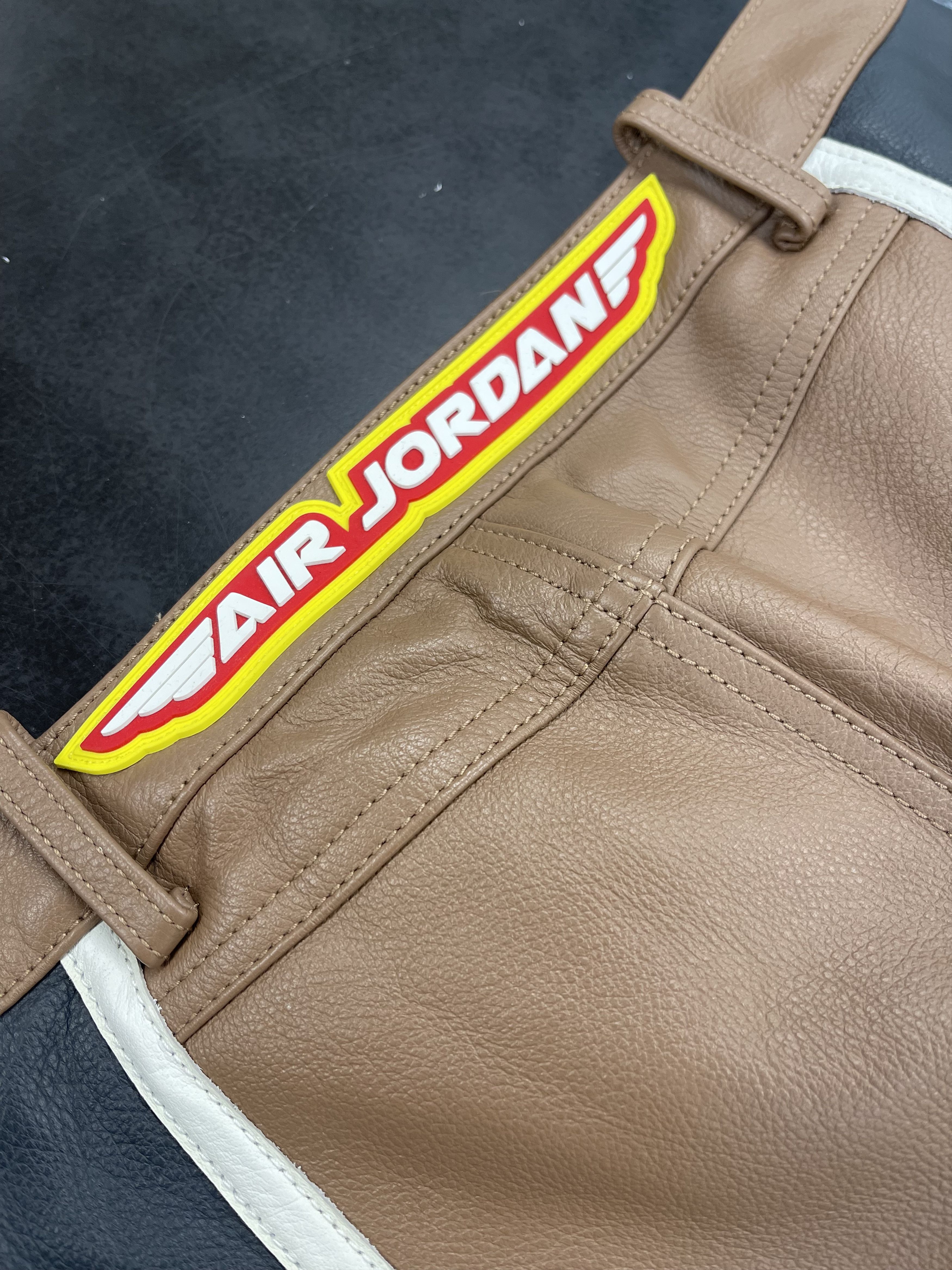 Jordan Brand × Travis Scott Jordan x Cactus Jack Leather Pants Archaeo Brown Size US 28 / EU 44 - 4 Thumbnail