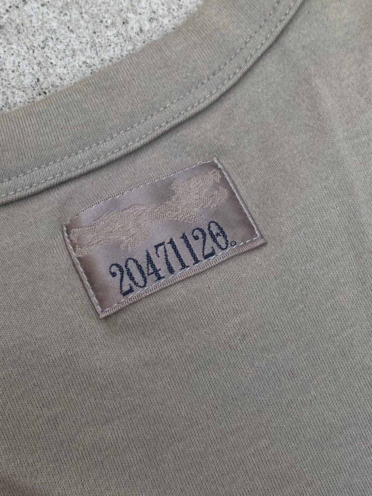 20471120 paper shirt