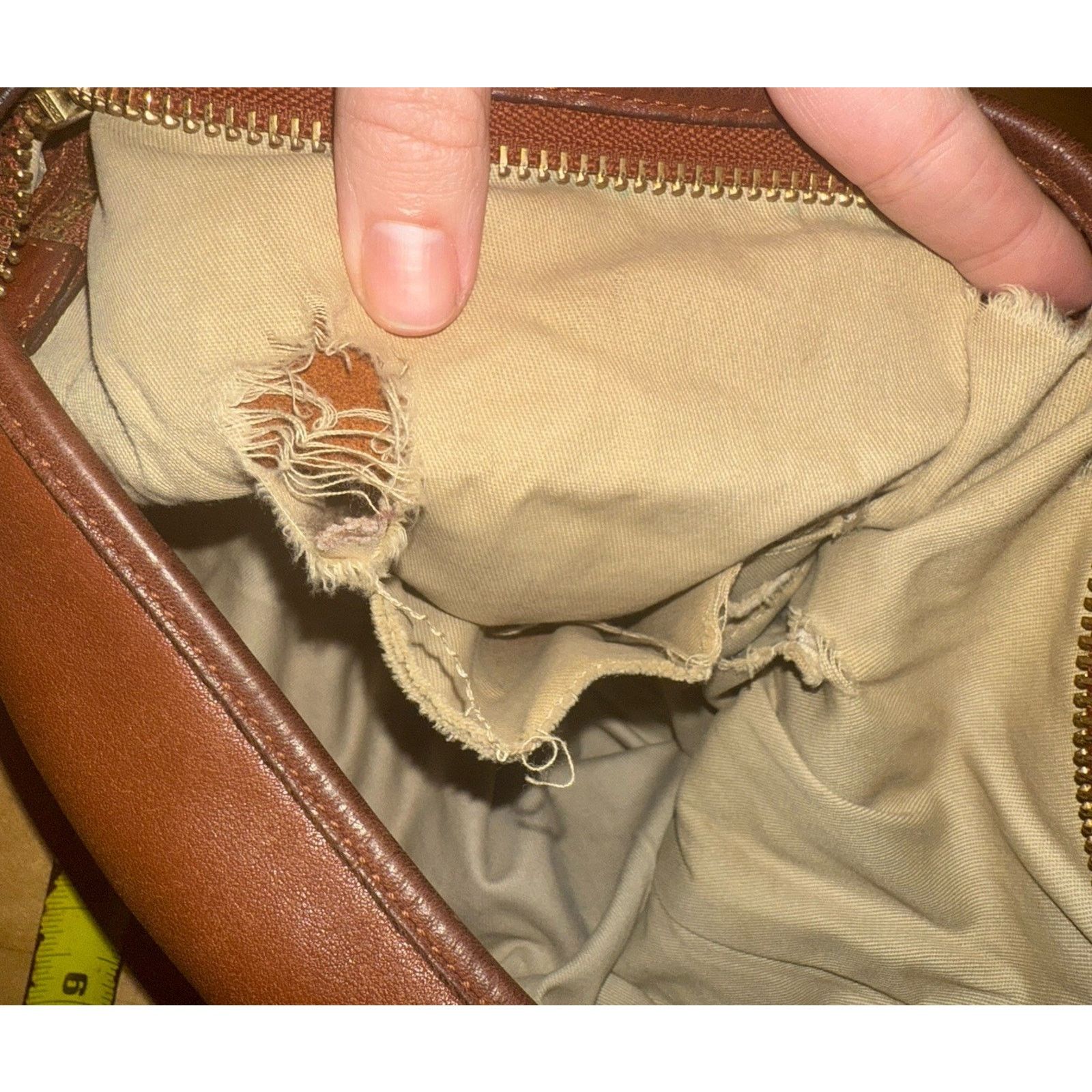 Coach VTG Coach 19893 Hobo Cognac XL Leather Shoulder Tassels Y2K Size ONE SIZE - 8 Thumbnail