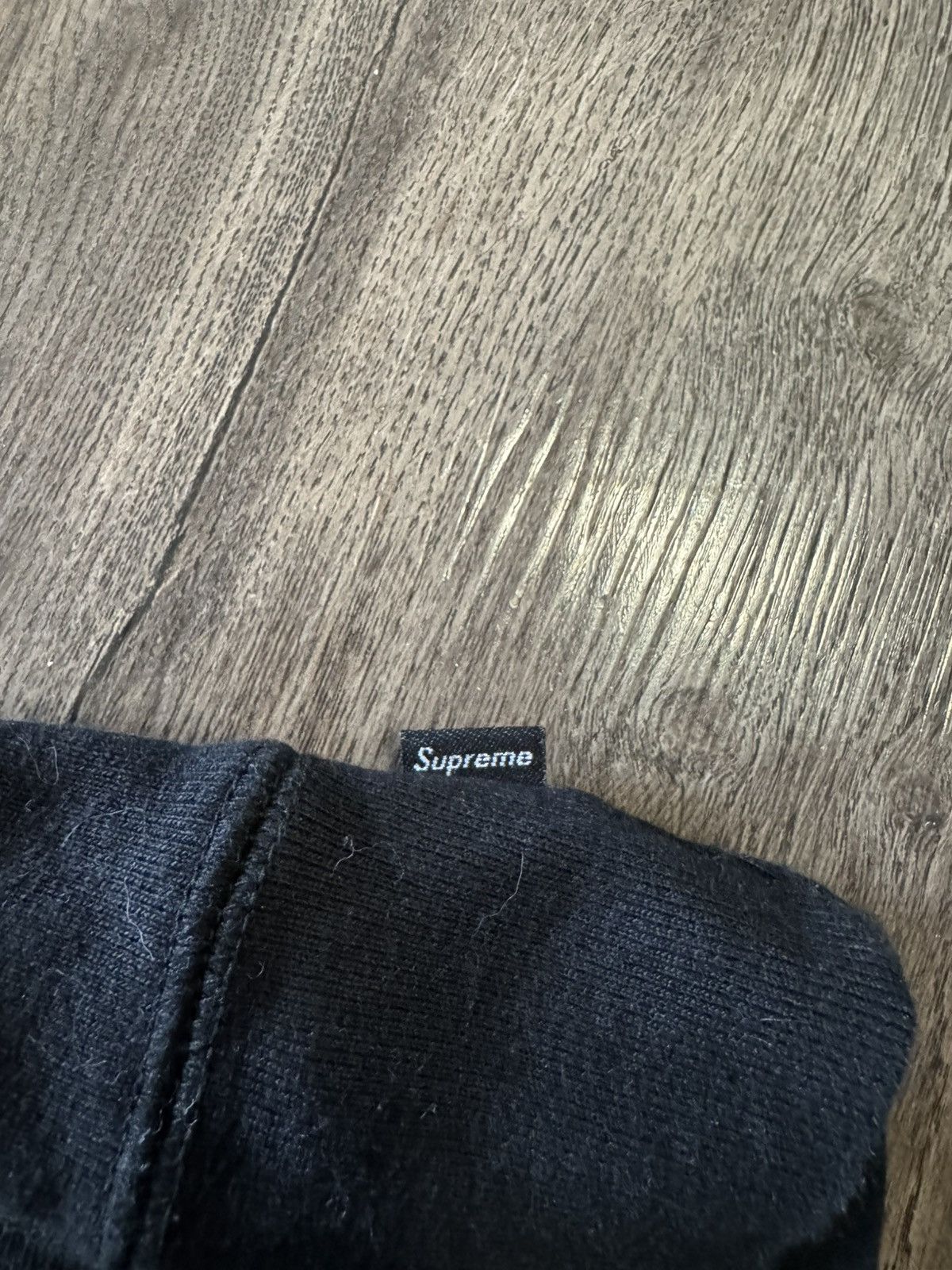 Supreme Supreme Cross Box Logo Size US L / EU 52-54 / 3 - 5 Thumbnail