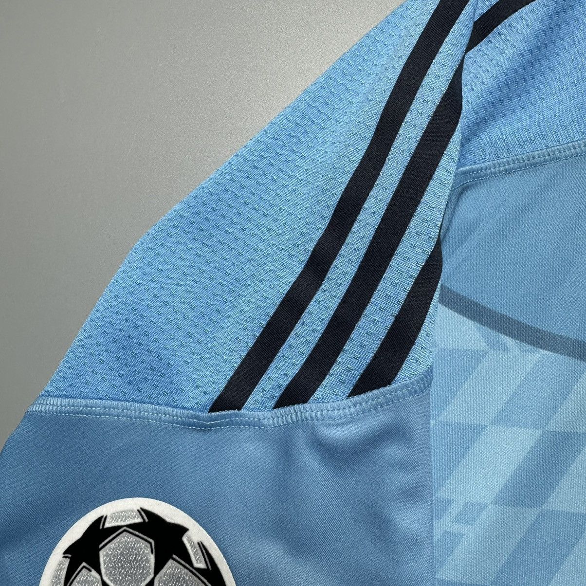 Adidas MARSEILLE ADIDAS 2009/2010 SOCCER AWAY JERSEY #23 MORIENTES Size US L / EU 52-54 / 3 - 5 Thumbnail