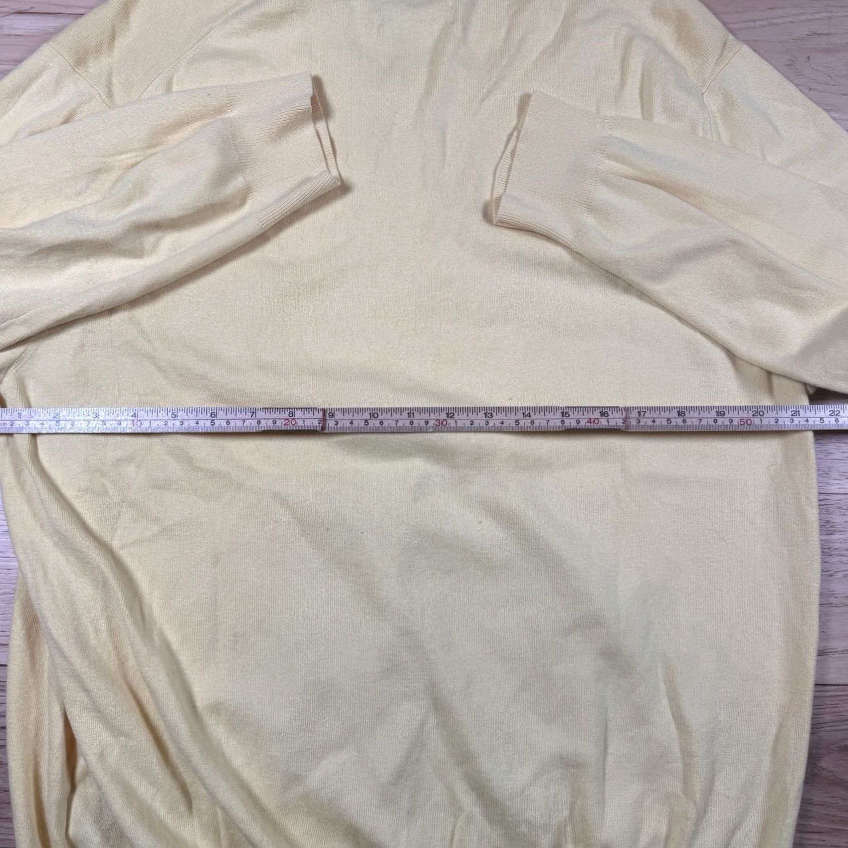 Ralph Lauren VINTAGE Ralph Lauren Sweater Shirt Mens 2XL Yellow V-Neck Pima Soft Cinched Size US XXL / EU 58 / 5 - 5 Thumbnail