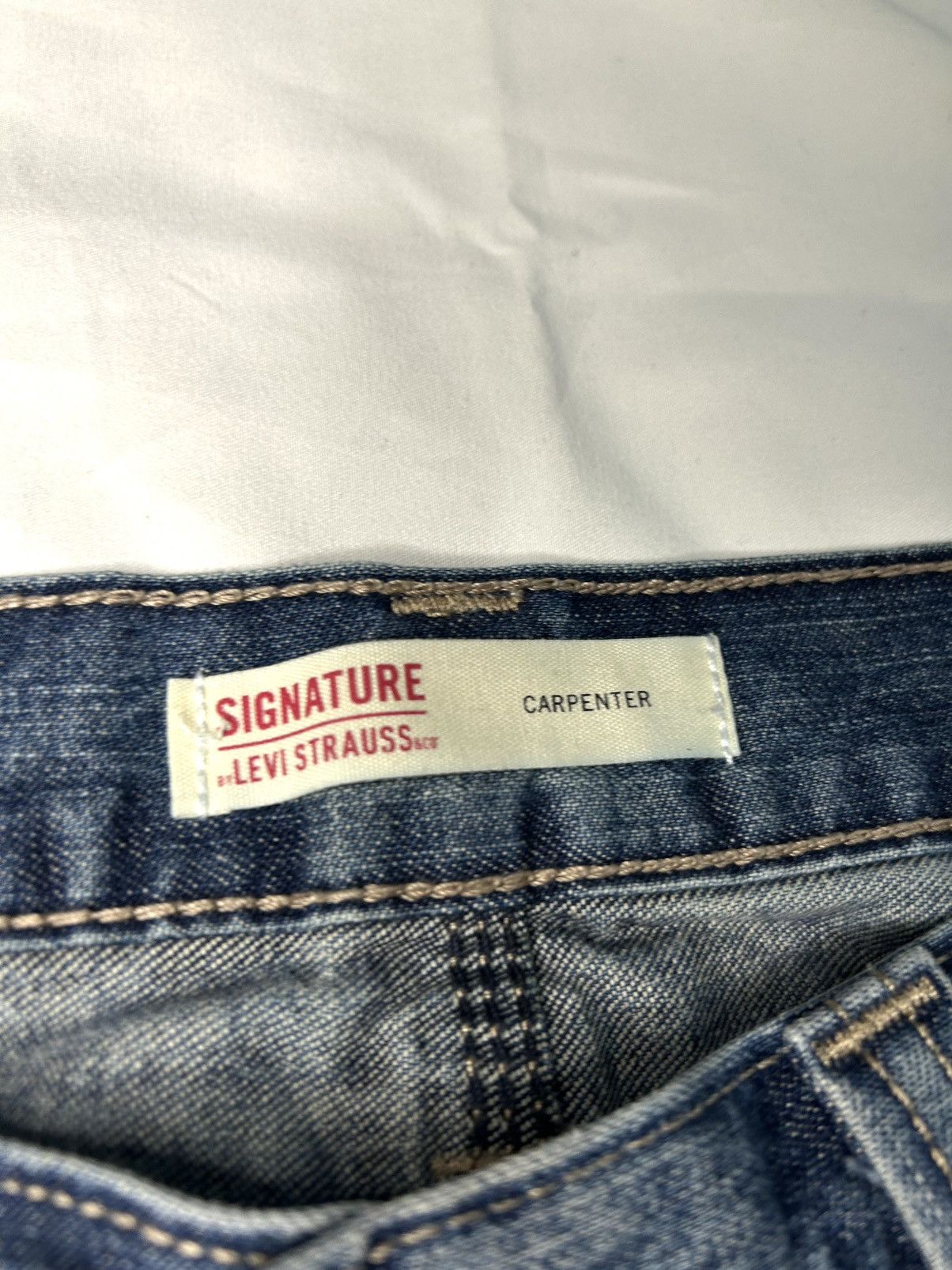 Levi's LEVI’s 519 DISTRESSED DENIM JORTS Size US 34 / EU 50 - 4 Thumbnail