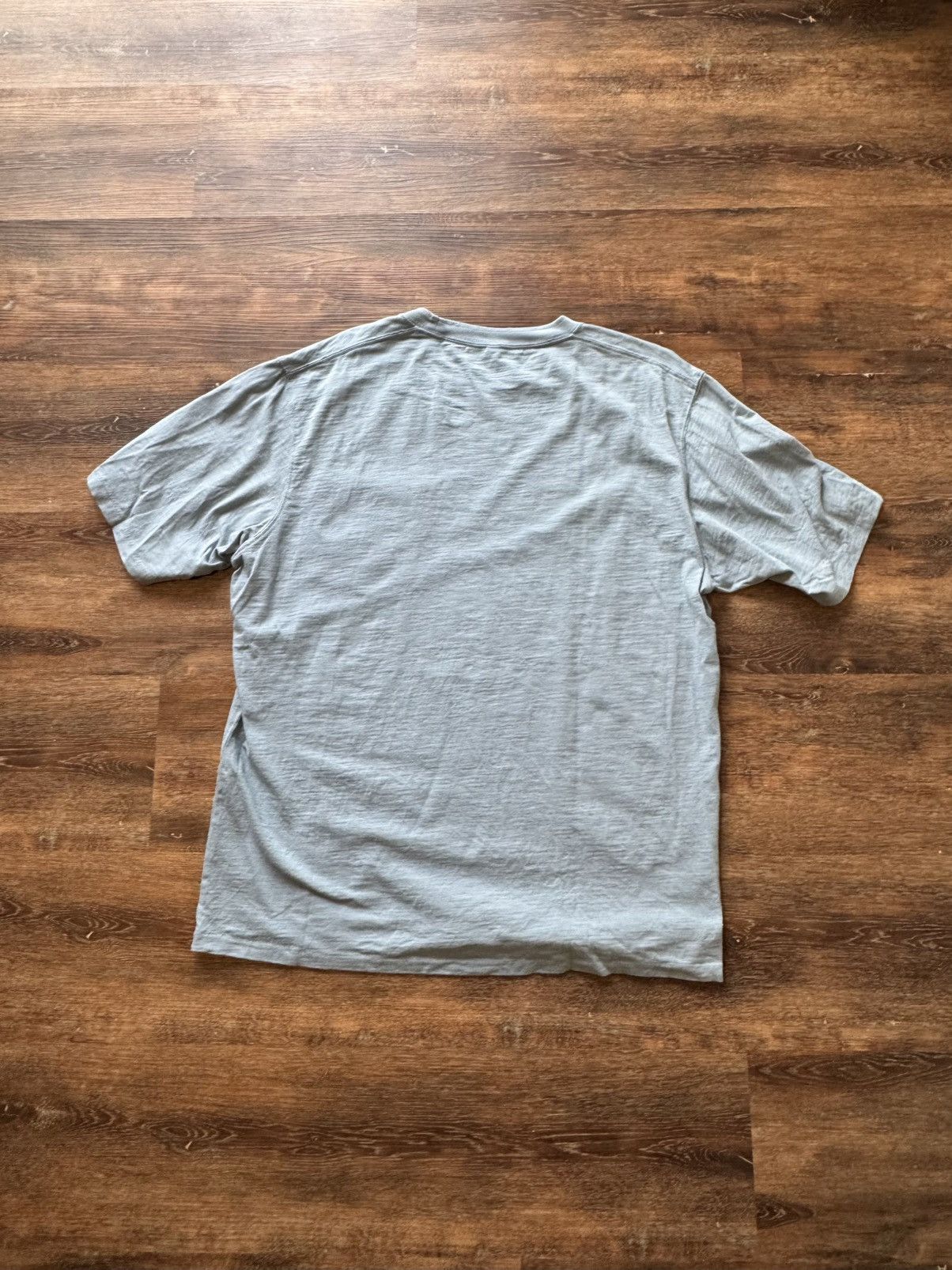 Uniqlo Uniqlo blue pocket t shirt Size US L / EU 52-54 / 3 - 2 Thumbnail
