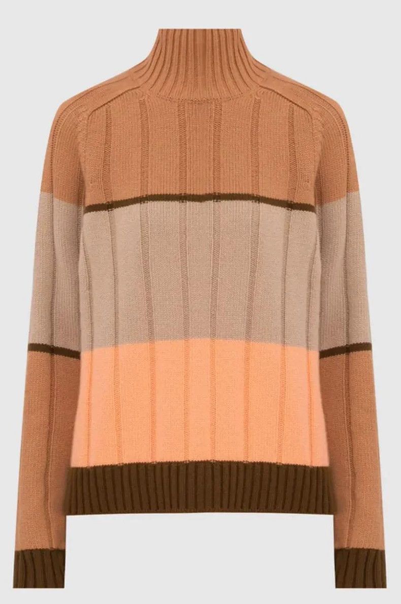 Loro Piana LORO PIANA She's wearing a cashmere cardigan Size S / US 4 / IT 40 - 9 Thumbnail