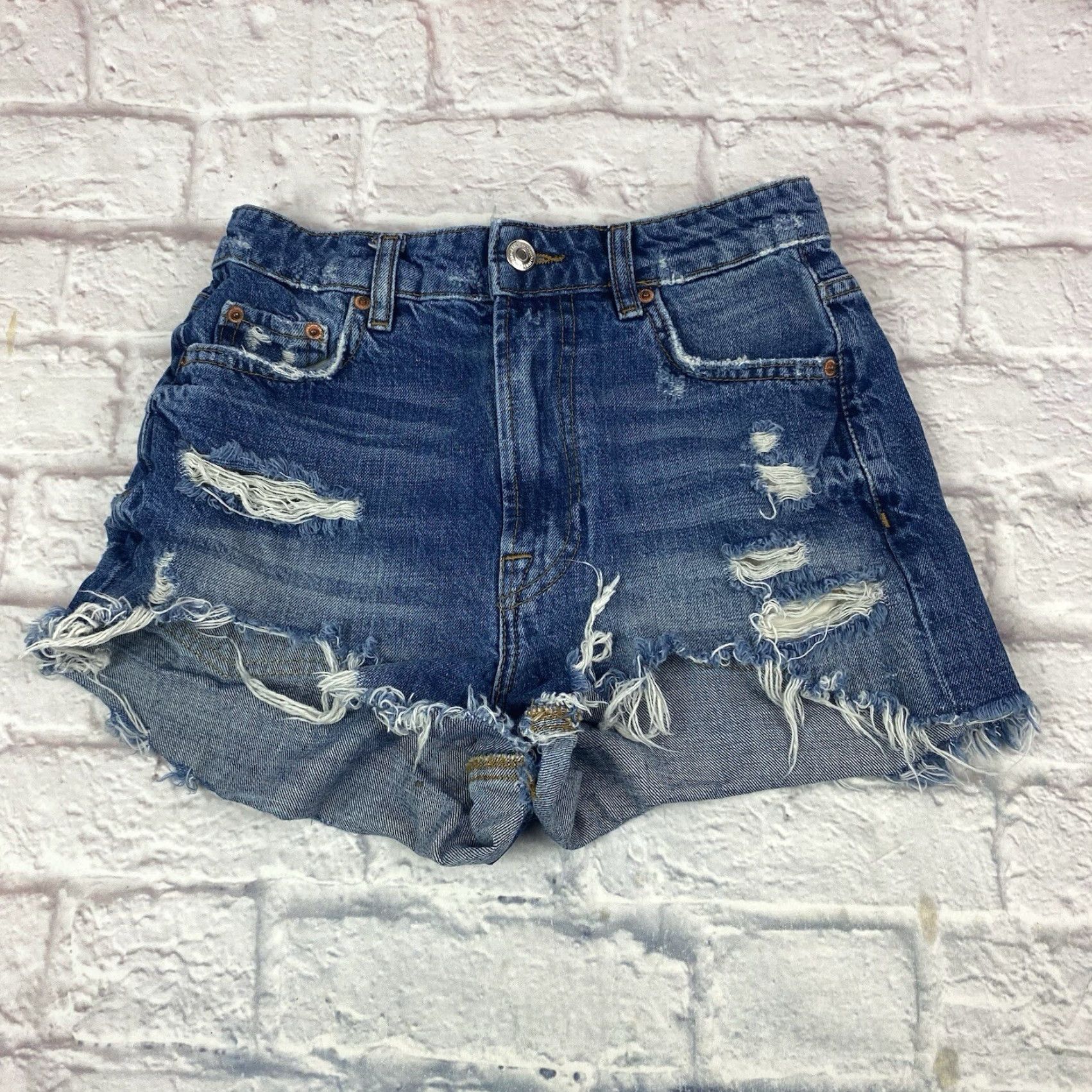 Zara ZARA Teens Junior Jean Shorts Cut-off Distressed Denim Blue Size 2 Mid Rise Size 26" / US 2 / IT 38 - 2 Thumbnail