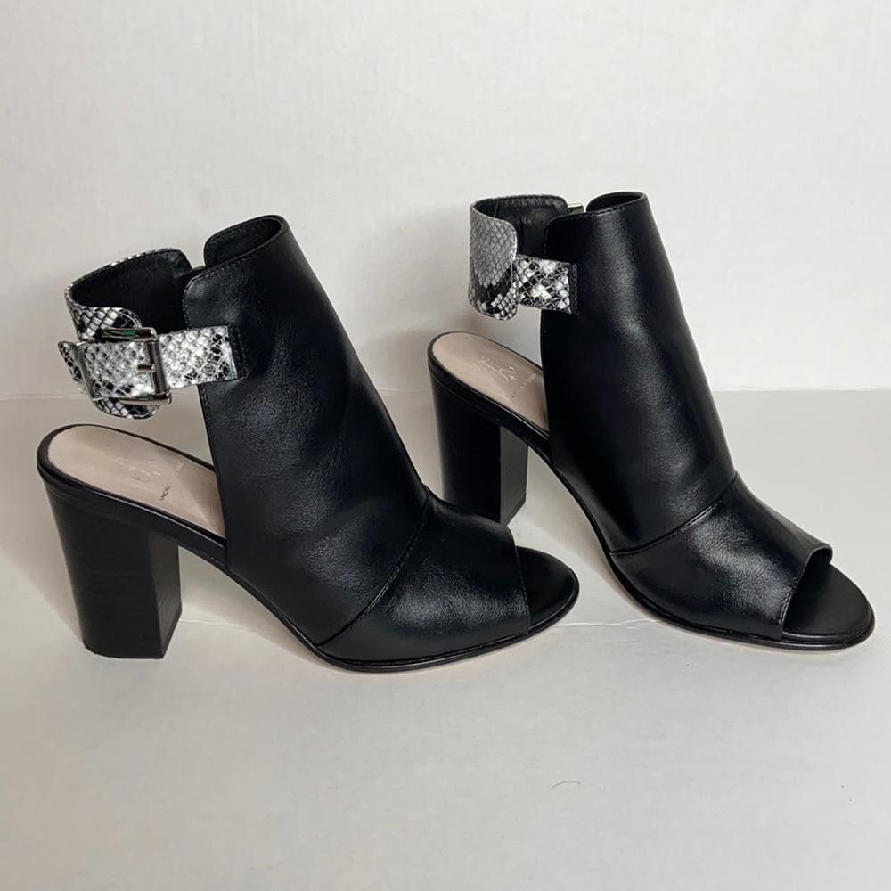 Designer Andrew Stevens Black Leather Cheyenne Stacked Heel, Size 8.5 Size US 8.5 / IT 38.5 - 2 Thumbnail