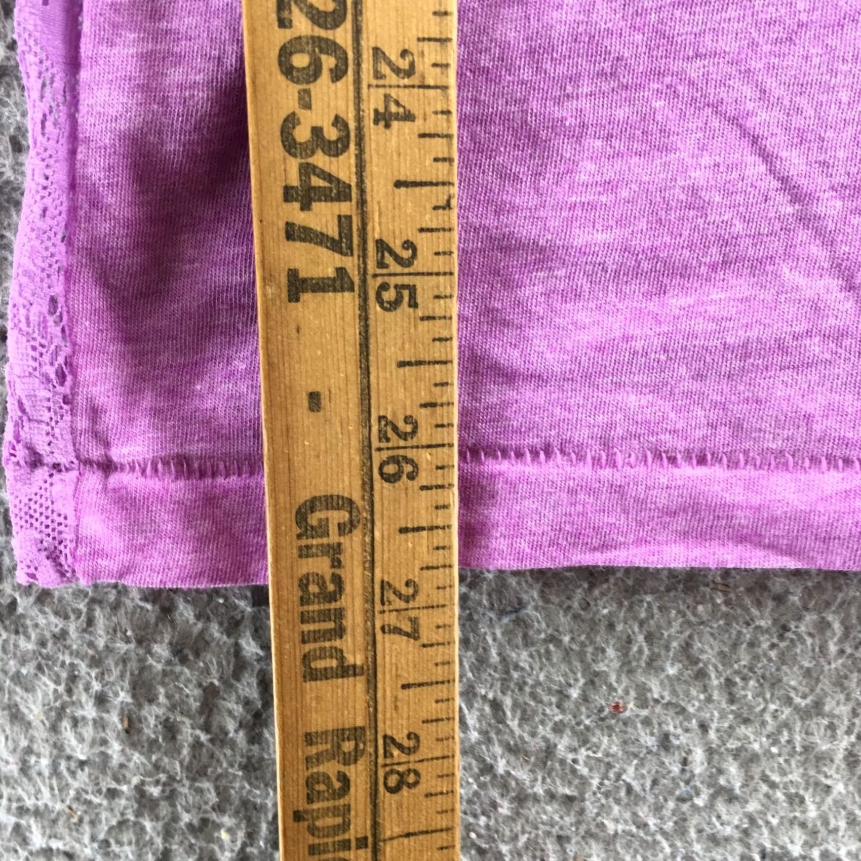 Victoria's Secret Victoria's Secret PINK Top Womens M Purple V-Neck Tee Lace Back Graphic Logo Shirt Size M / US 6-8 / IT 42-44 - 7 Thumbnail