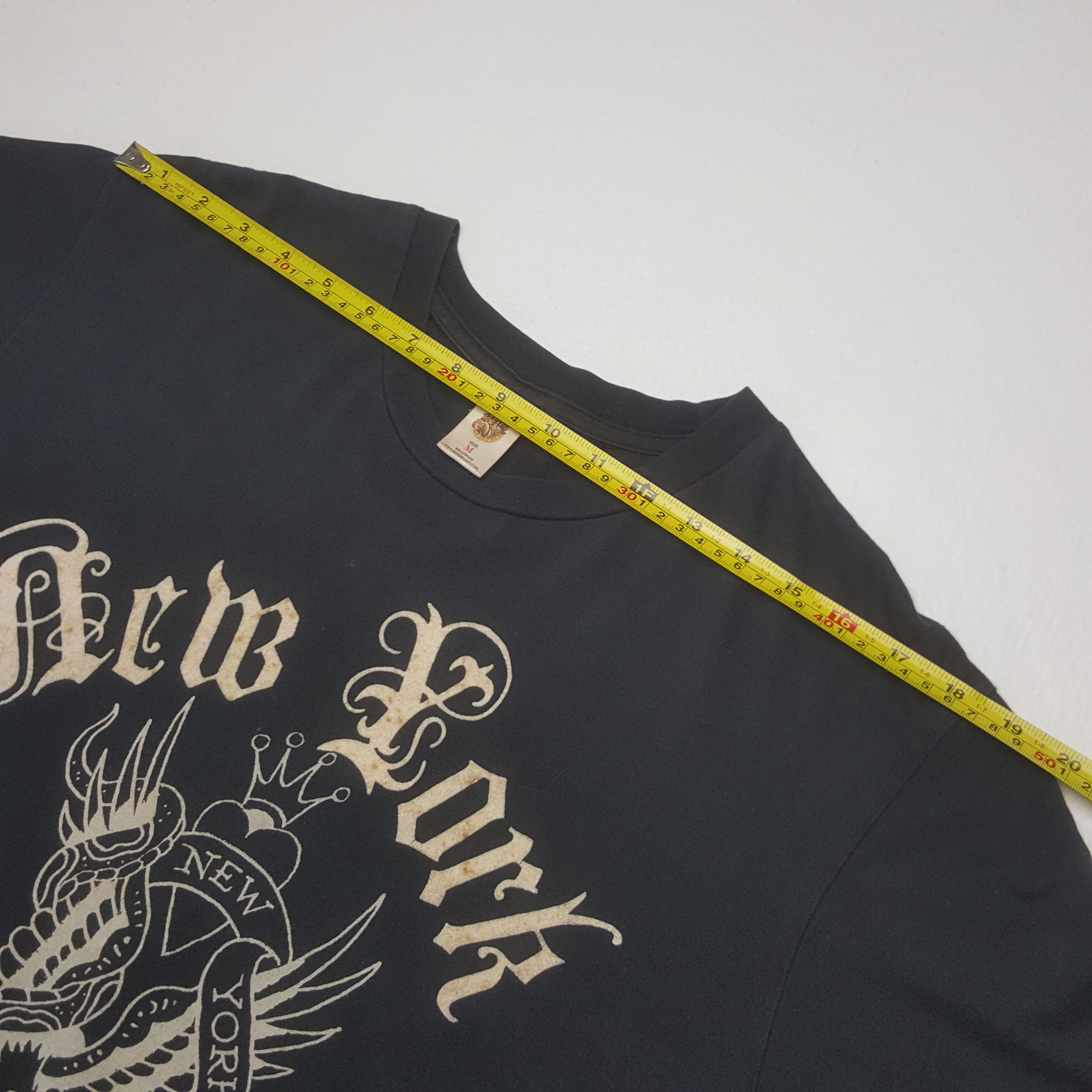 Ed Hardy Vintage Ed Hardy by Christian Audigier Tshirt C312N3 Size US L / EU 52-54 / 3 - 8 Thumbnail