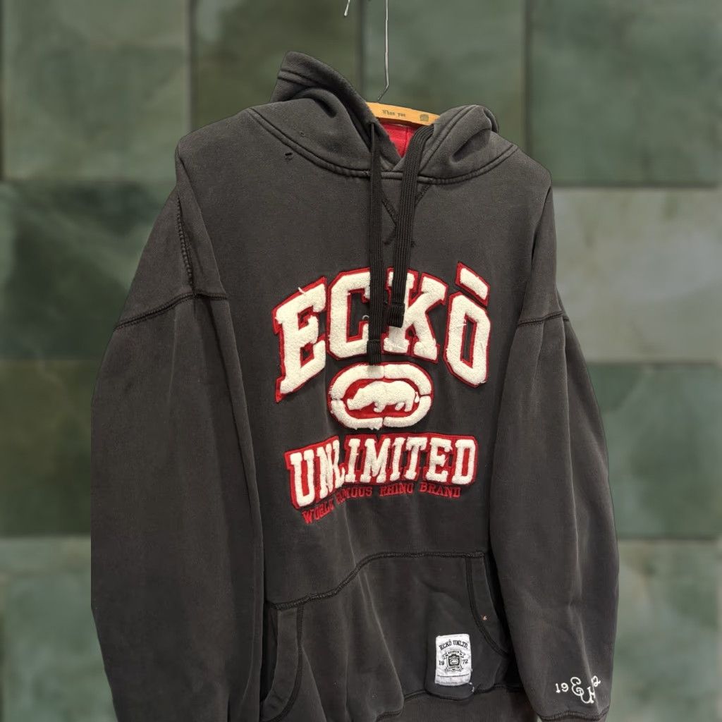 Vintage VINTAGE Ecko Unlimited Hoodie Men XL Black Pullover 29in 27in Size US XL / EU 56 / 4 - 1 Thumbnail