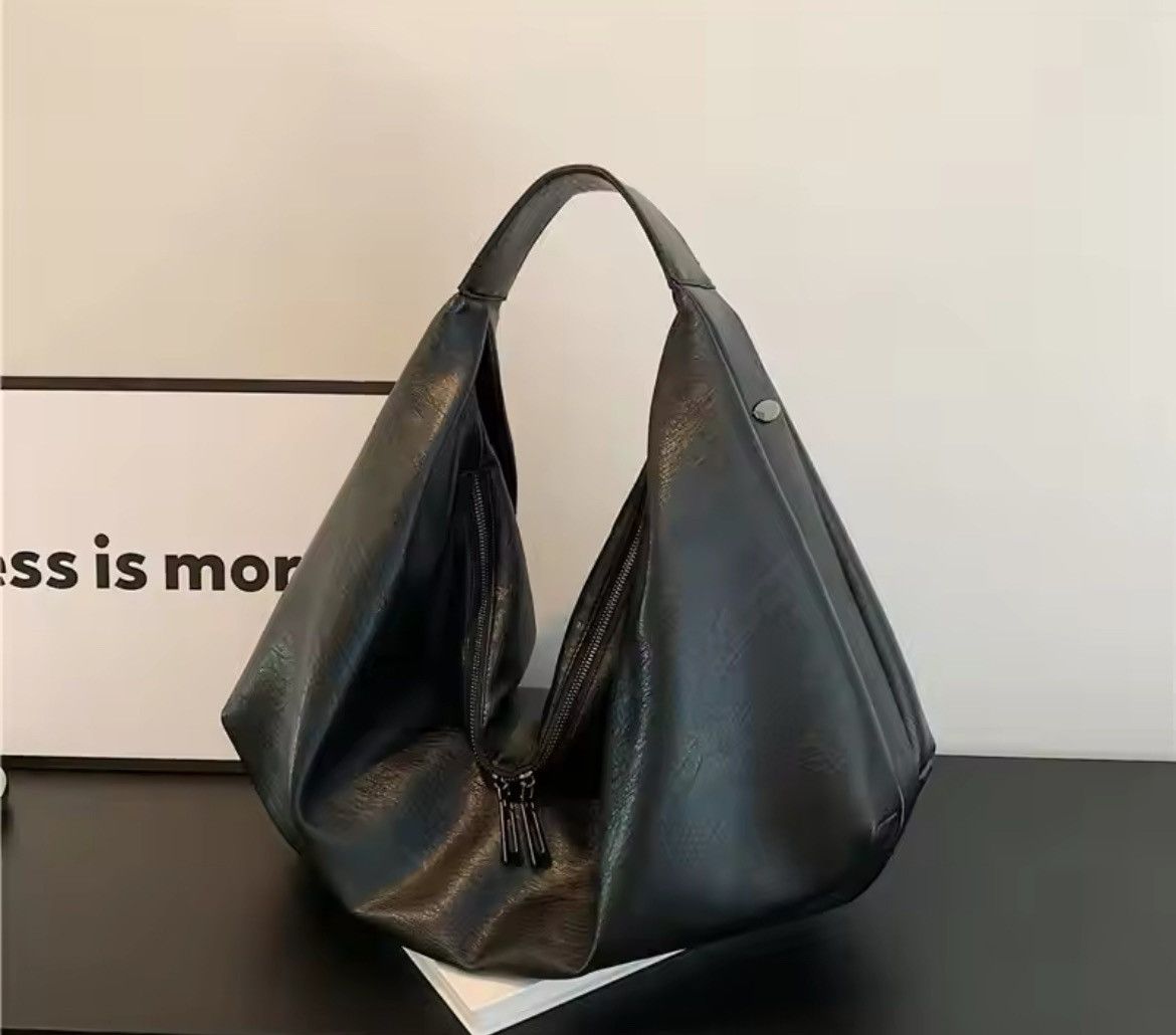 Japanese Brand × Leather Big Soft Pu Leather Hobo/Shoulder Bag Size ONE SIZE - 4 Thumbnail