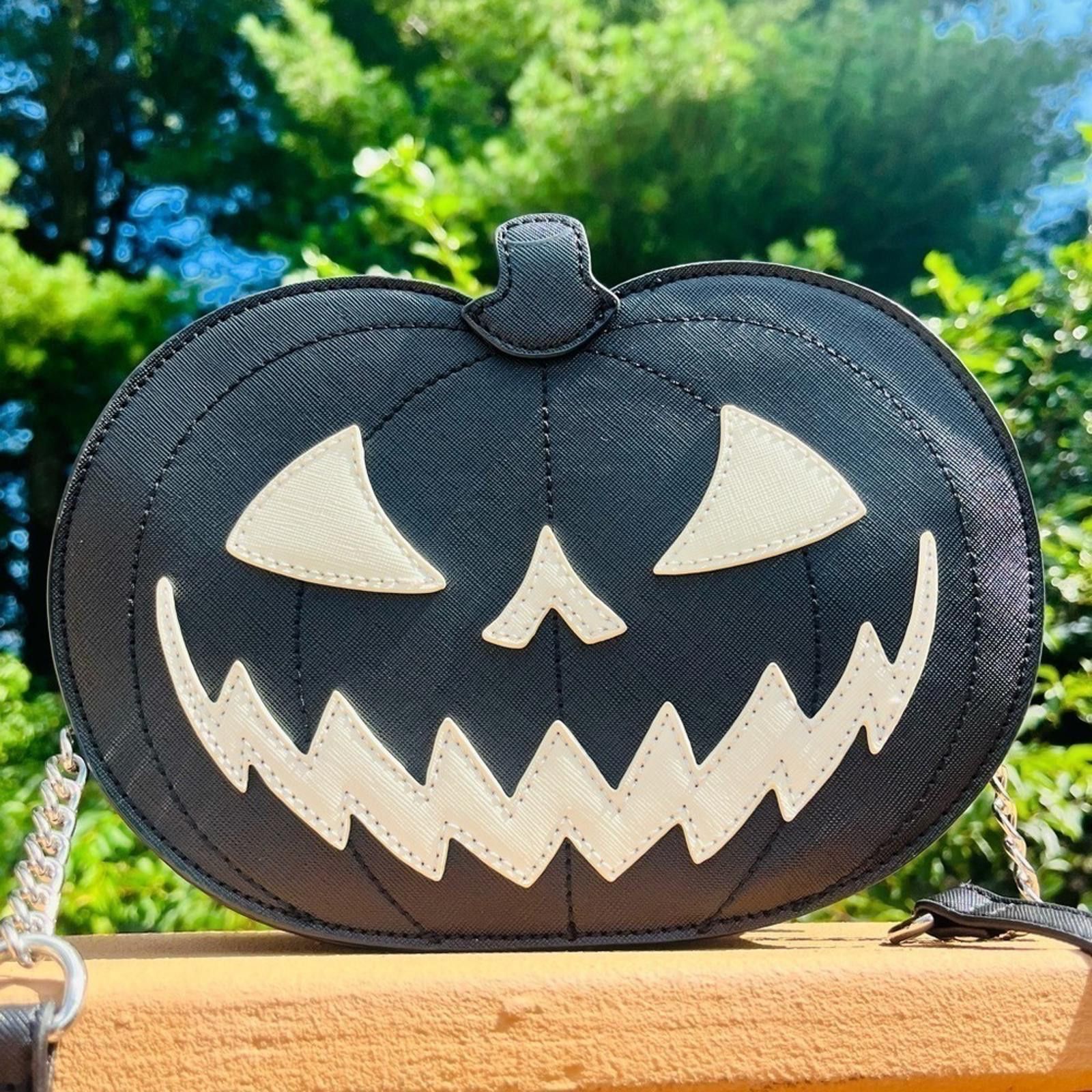 Mad Engine Black Glow In The Dark Pumpkin Crossbody Bag NWT Size ONE SIZE - 4 Thumbnail