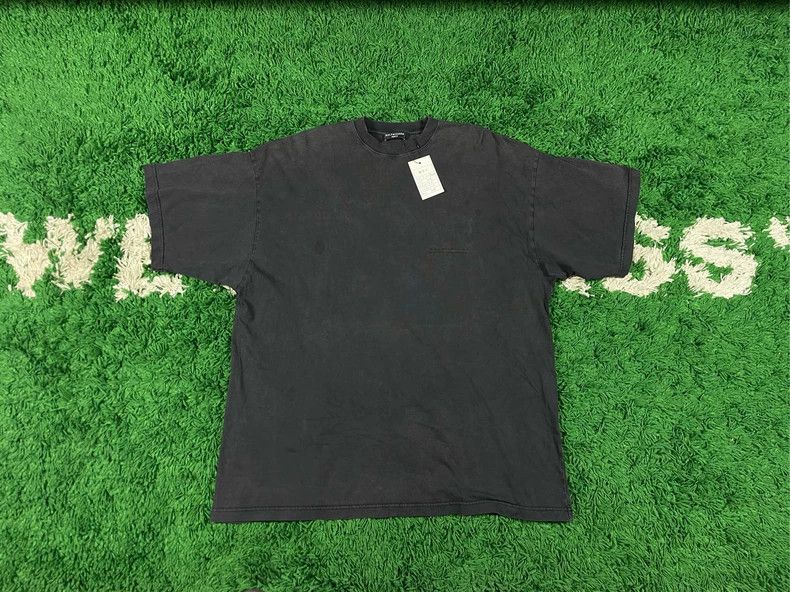 Balenciaga Balenciaga Old short sleeve made of washing ash for coveri Size US L / EU 52-54 / 3 - 1 Thumbnail