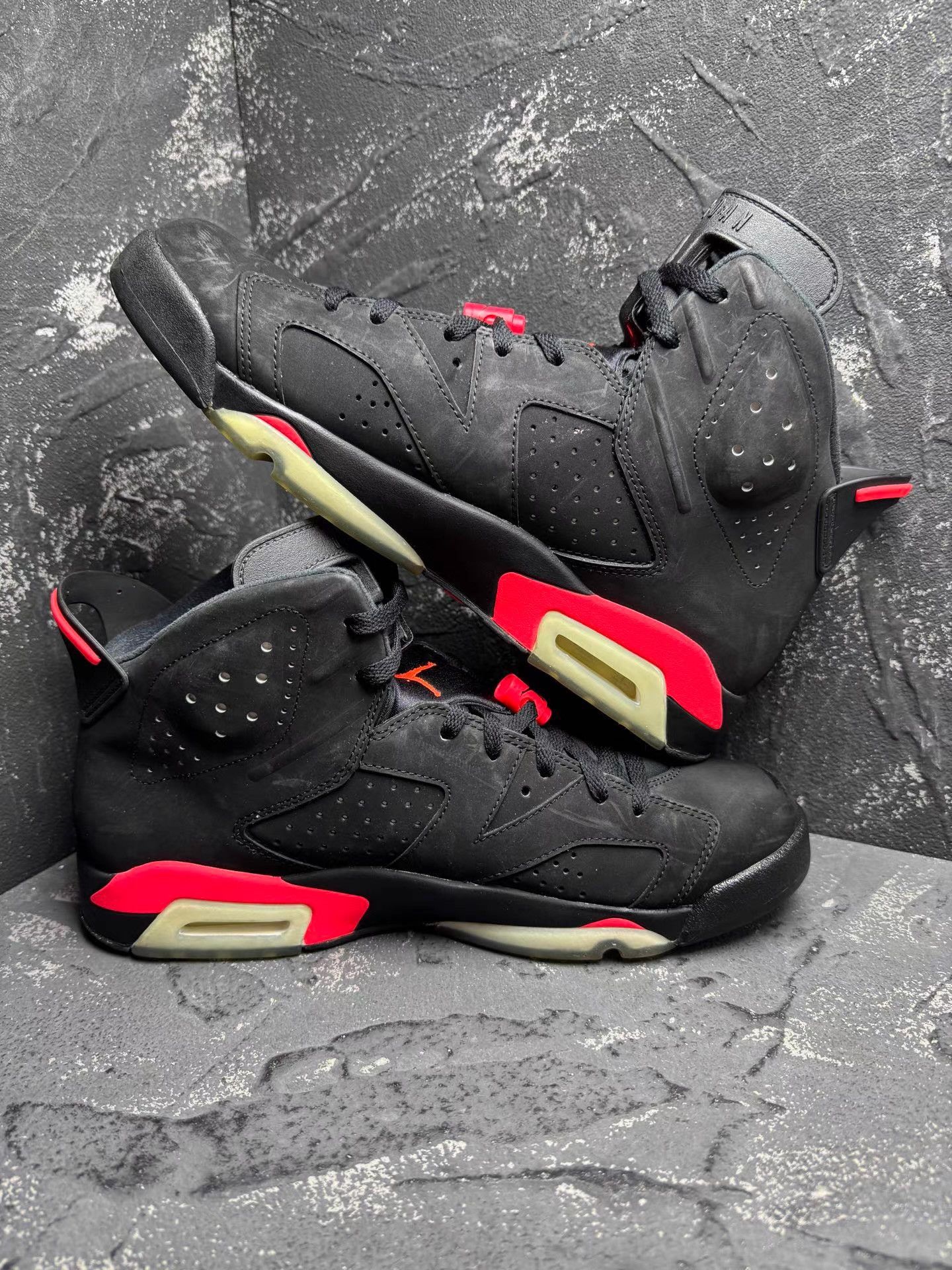 Nike Air Jordan 6 Black Red (2014) Q10 Size US 11 / EU 44 - 4 Thumbnail