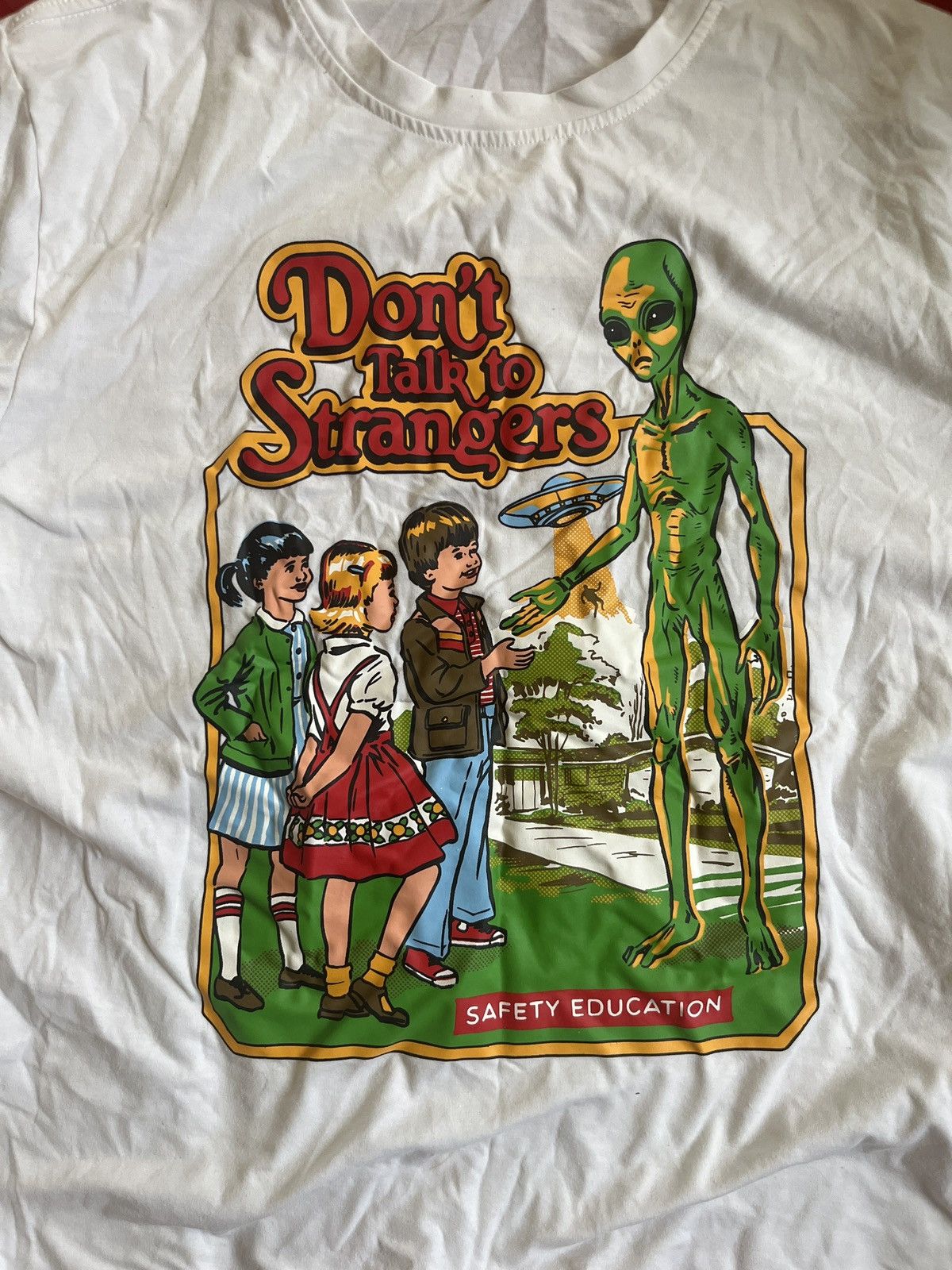 Shein Don’t Talk To Strangers Graphic Tee Size US S / EU 44-46 / 1 - 1 Preview