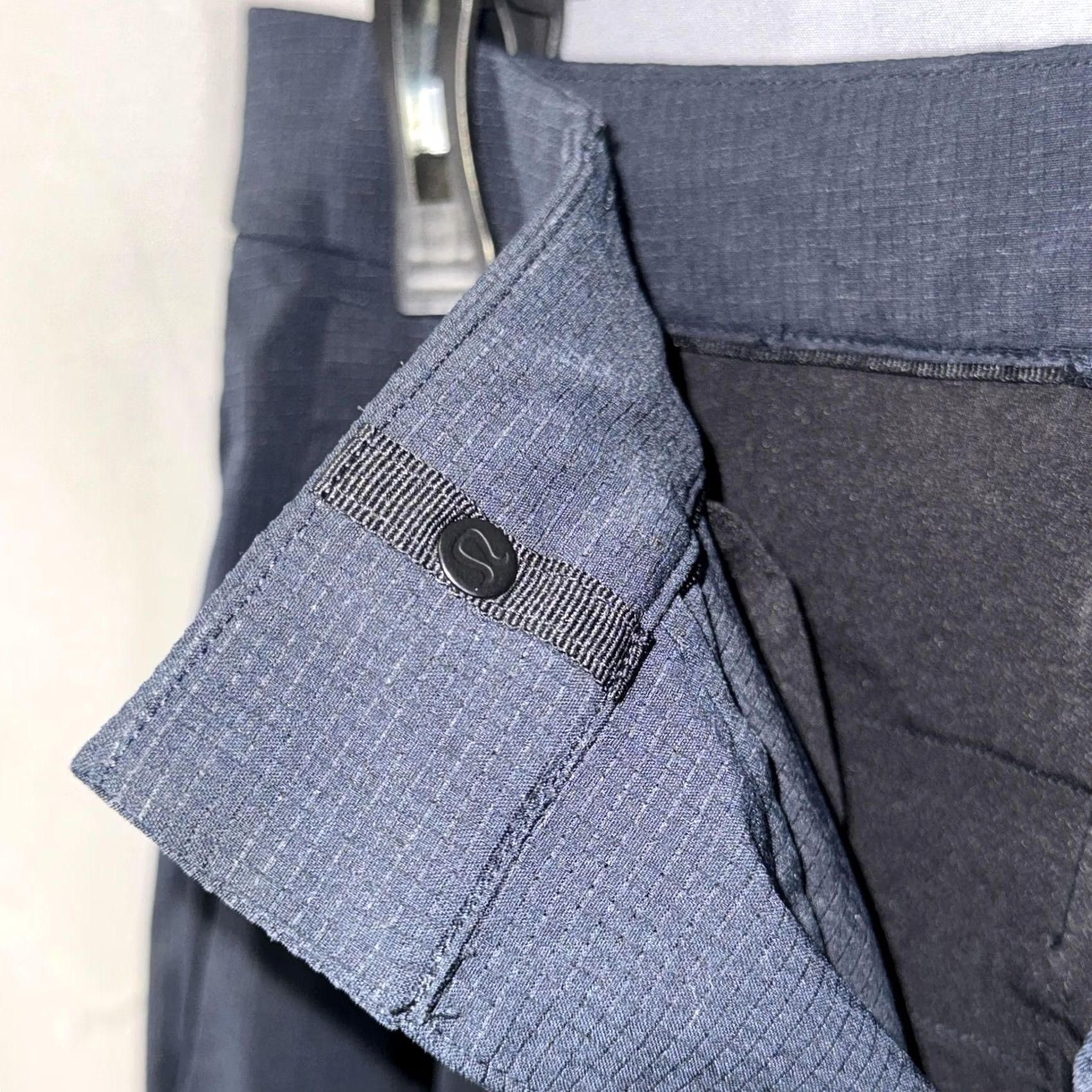 Lululemon Lululemon Pants Mens 30 Navy Performance Chino Tech Ripstop Slim Tapered Stretch Pants Size US 30 / EU 46 - 4 Thumbnail