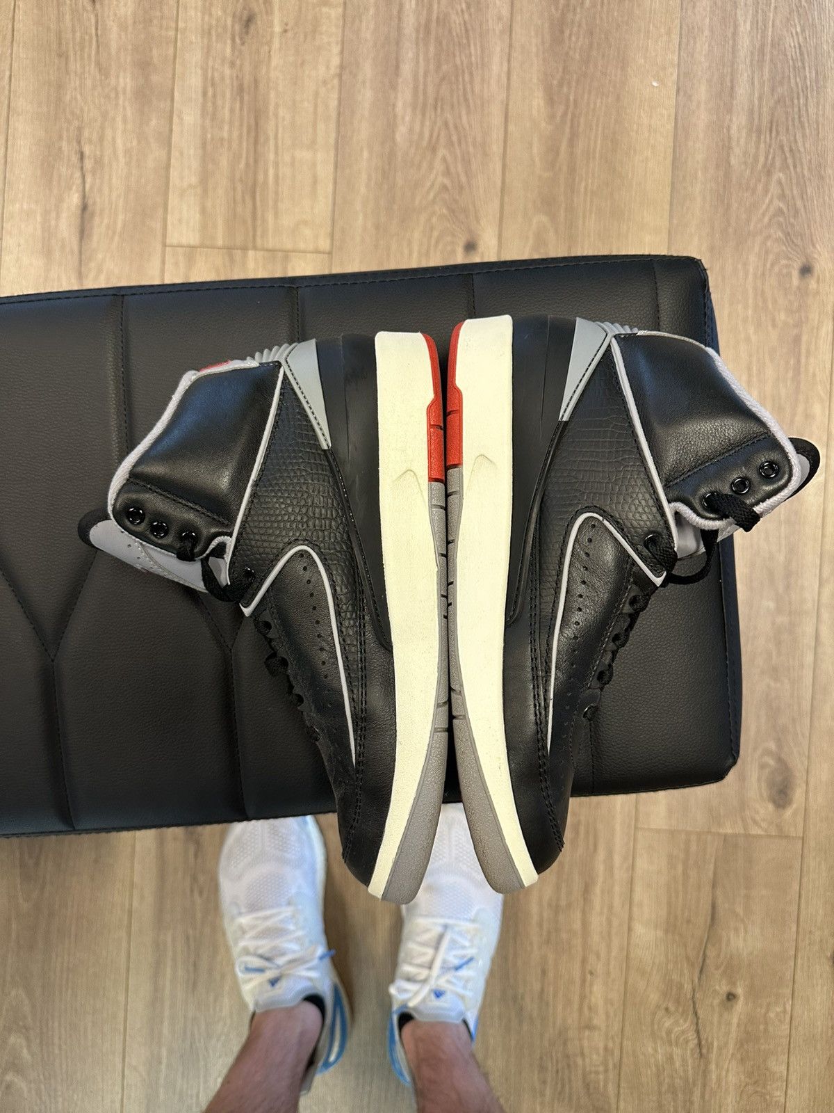 Nike Jordan 2 Retro Size US 6.5 / EU 39-40 - 6 Thumbnail