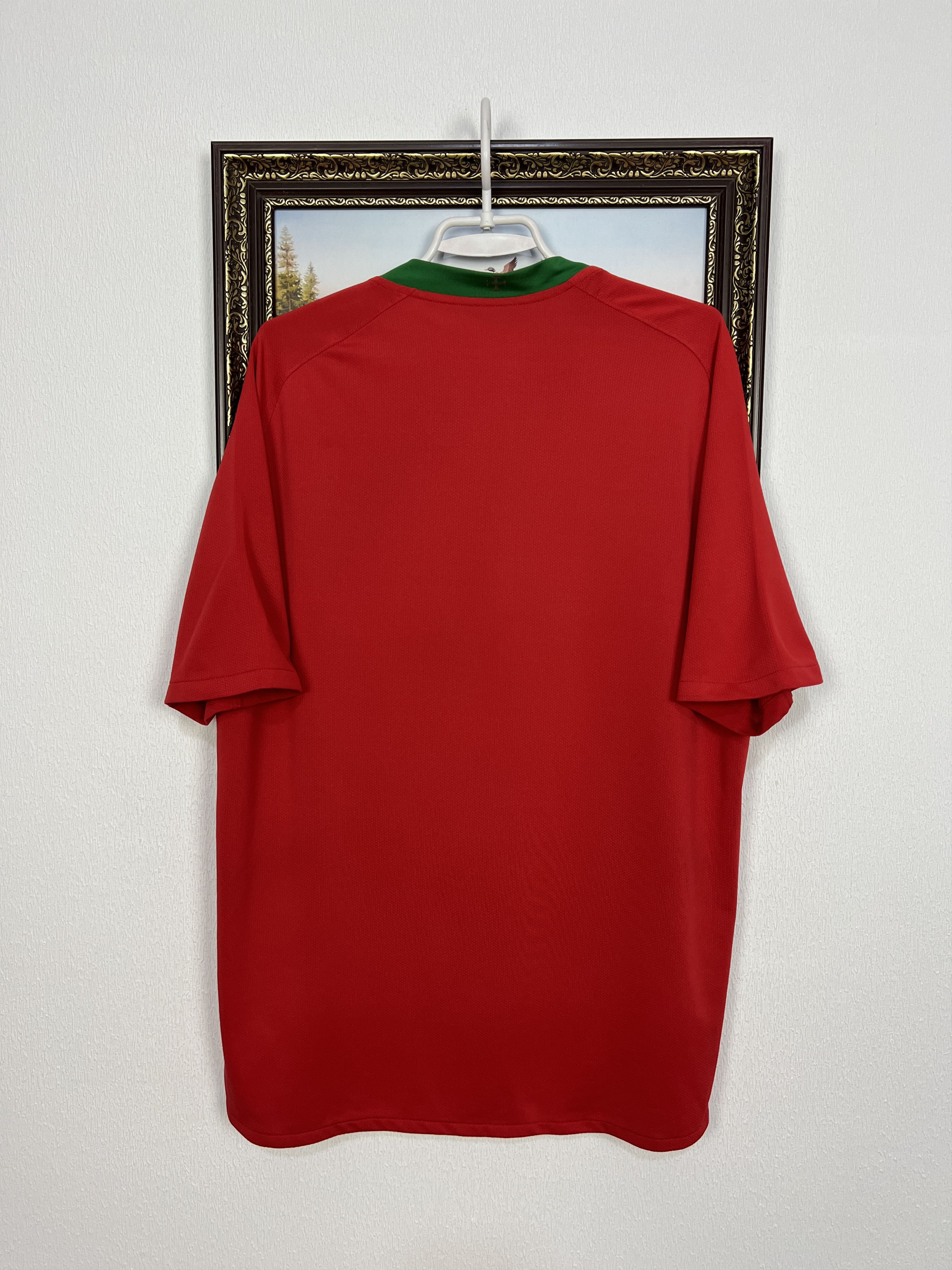 Nike Portugal Home football shirt 2008 Soccer Nike Jersey Mens Size US L / EU 52-54 / 3 - 10 Thumbnail